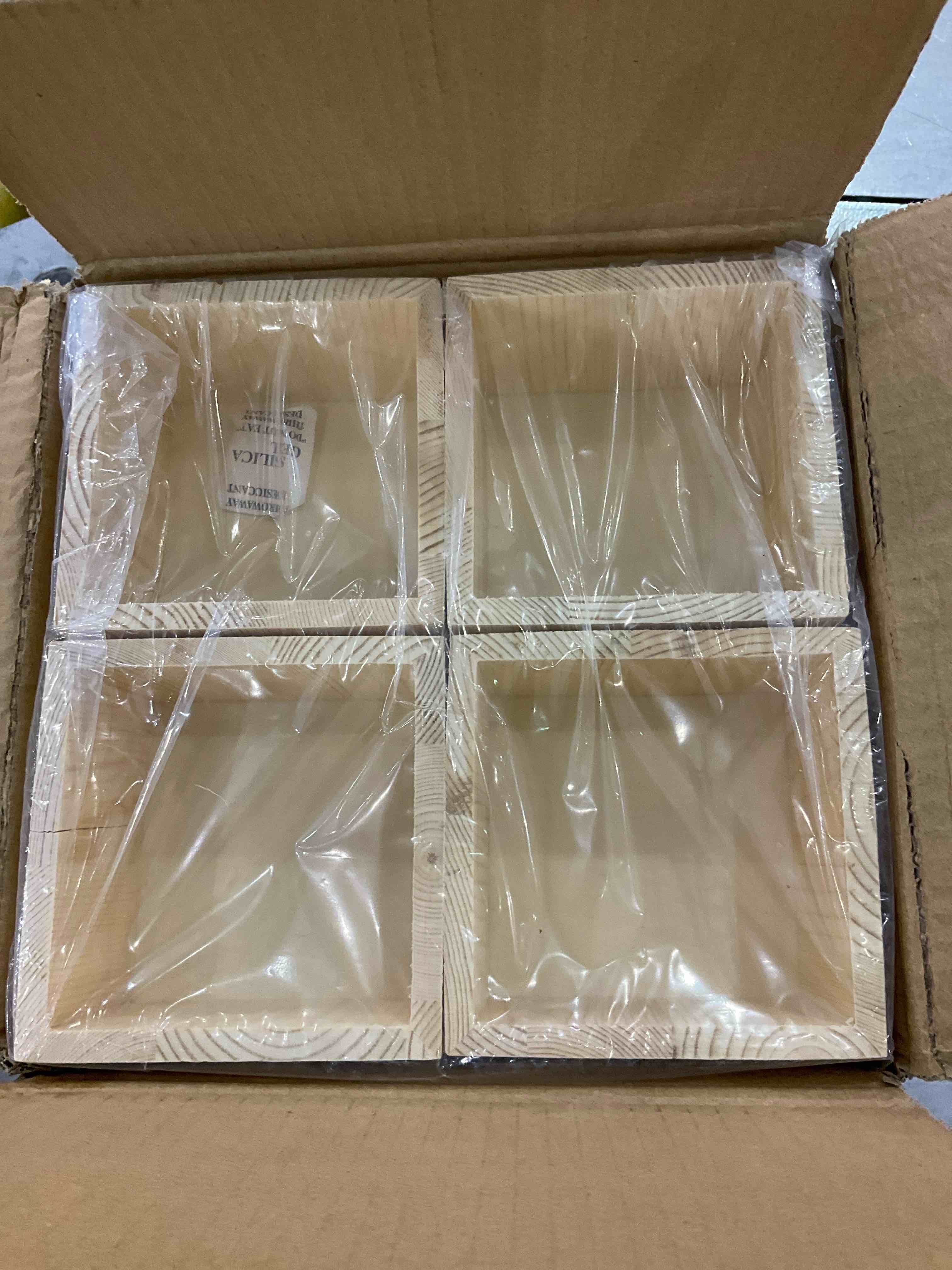 https://s3.amazonaws.com/lotting-images-prod/BargainHunt/EXS01042752_1707829878485.jpeg