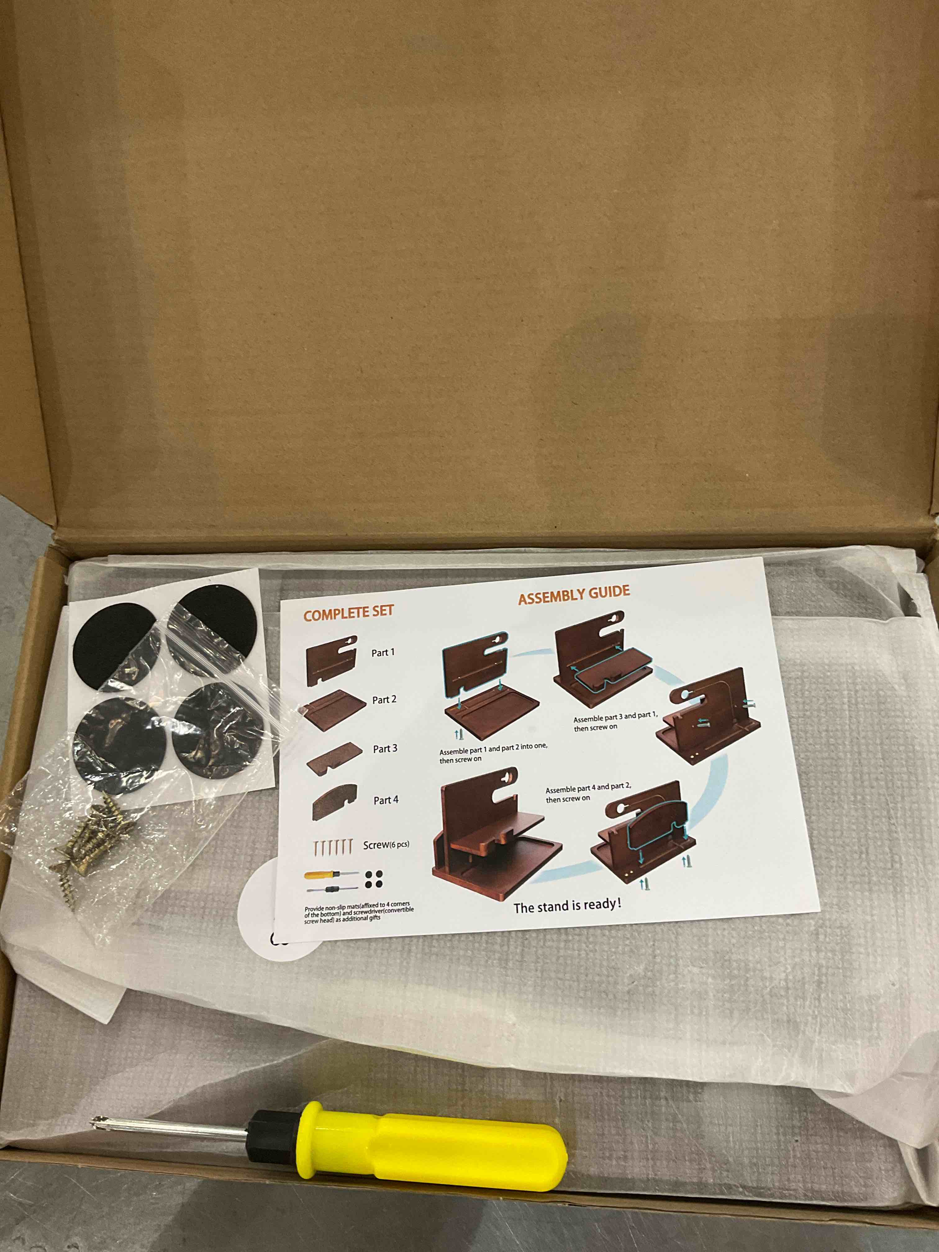 https://s3.amazonaws.com/lotting-images-prod/BargainHunt/EXS01042906_1707924495276.jpeg