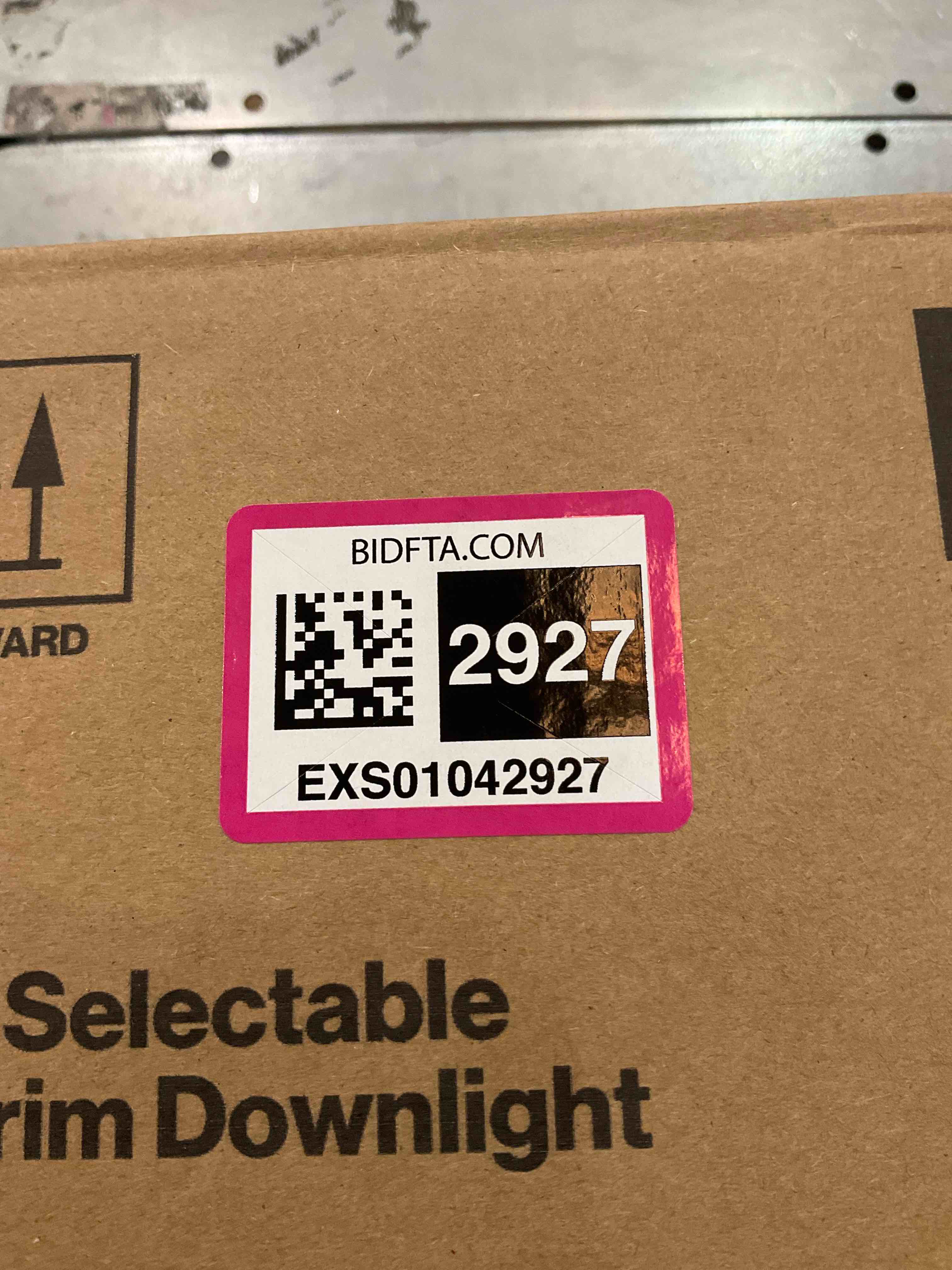 https://s3.amazonaws.com/lotting-images-prod/BargainHunt/EXS01042927_1707928196178.jpeg