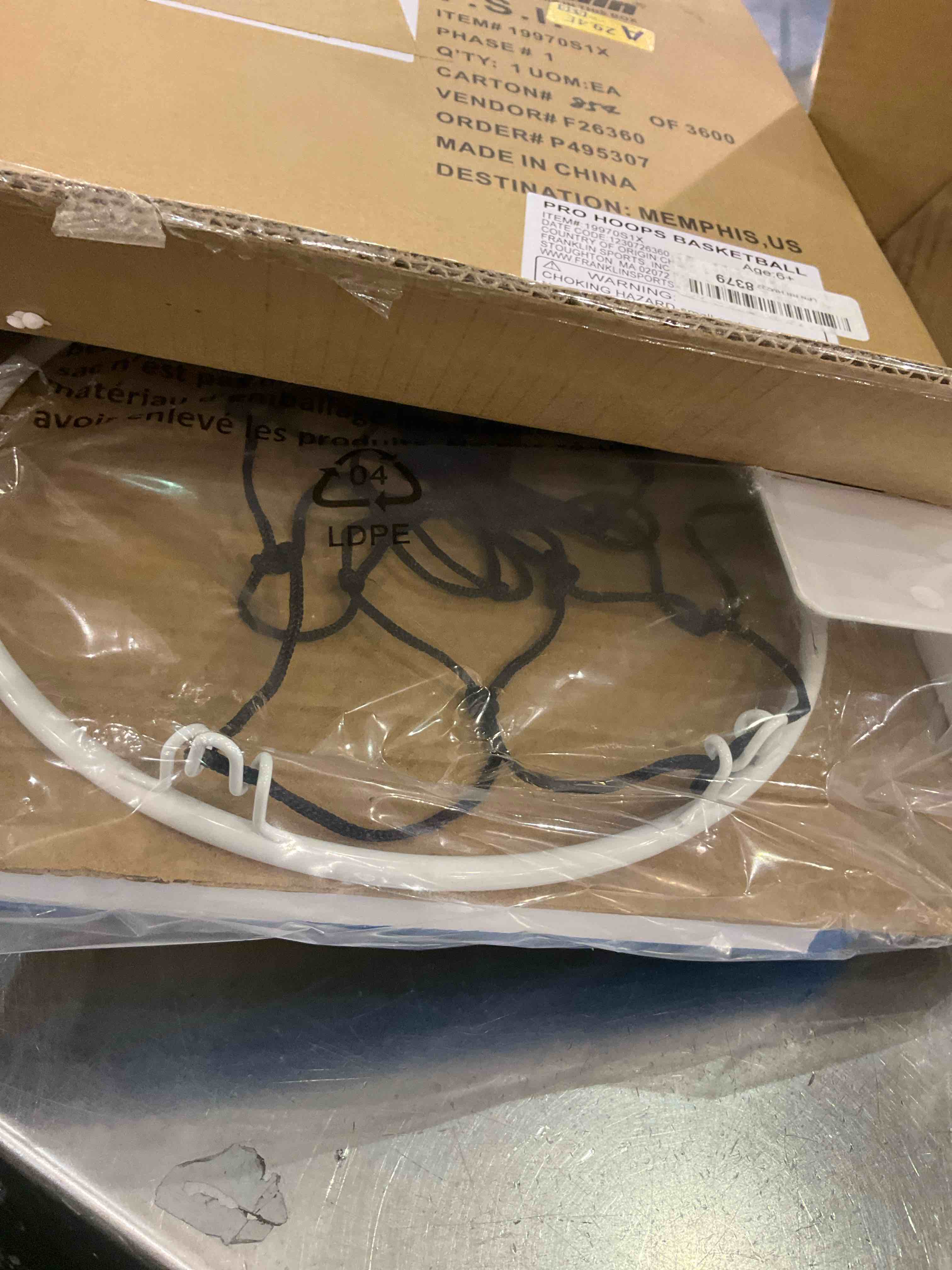 https://s3.amazonaws.com/lotting-images-prod/BargainHunt/EXS01043072_1708627690446.jpeg