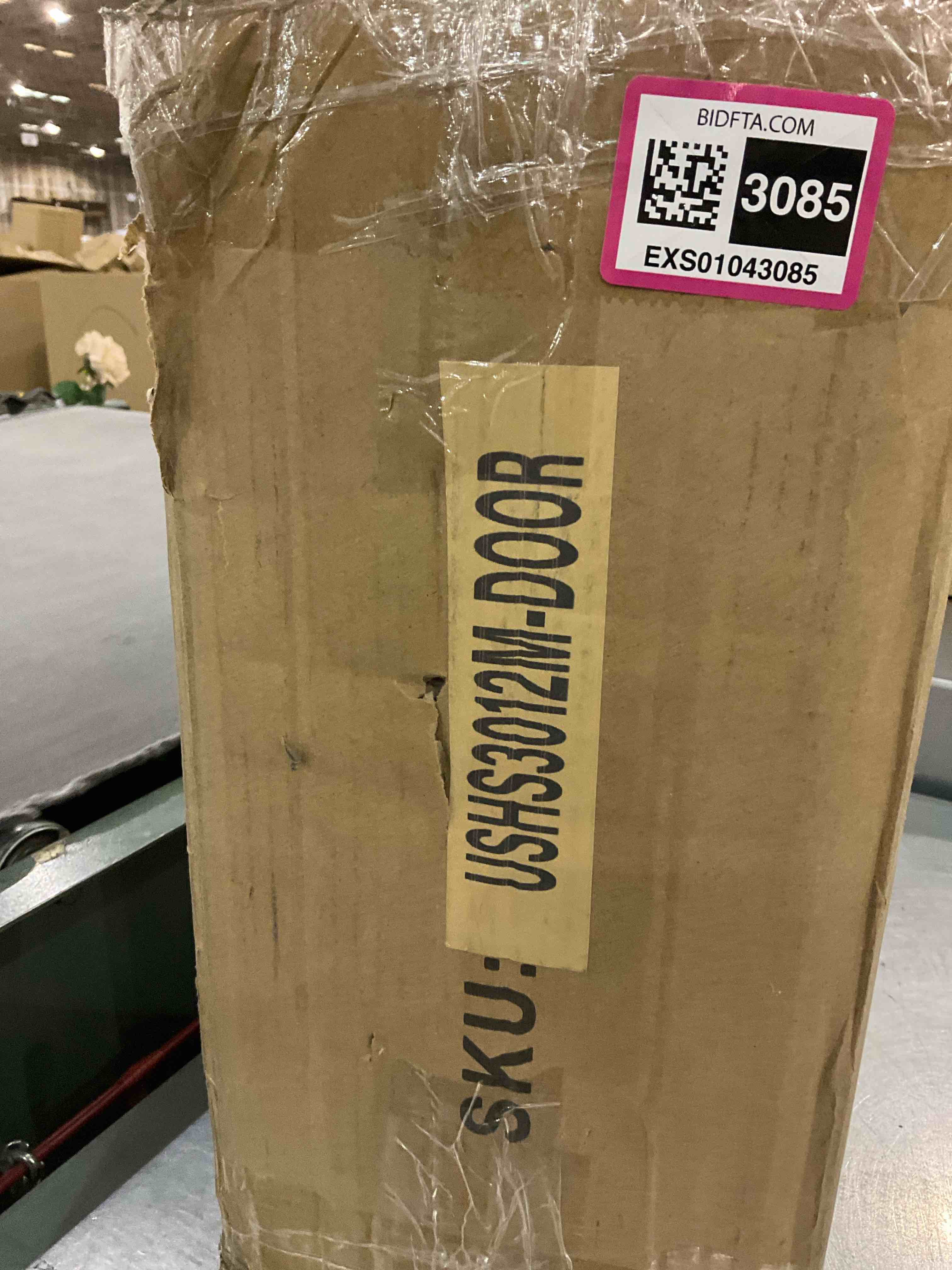 https://s3.amazonaws.com/lotting-images-prod/BargainHunt/EXS01043085_1708631183605.jpeg