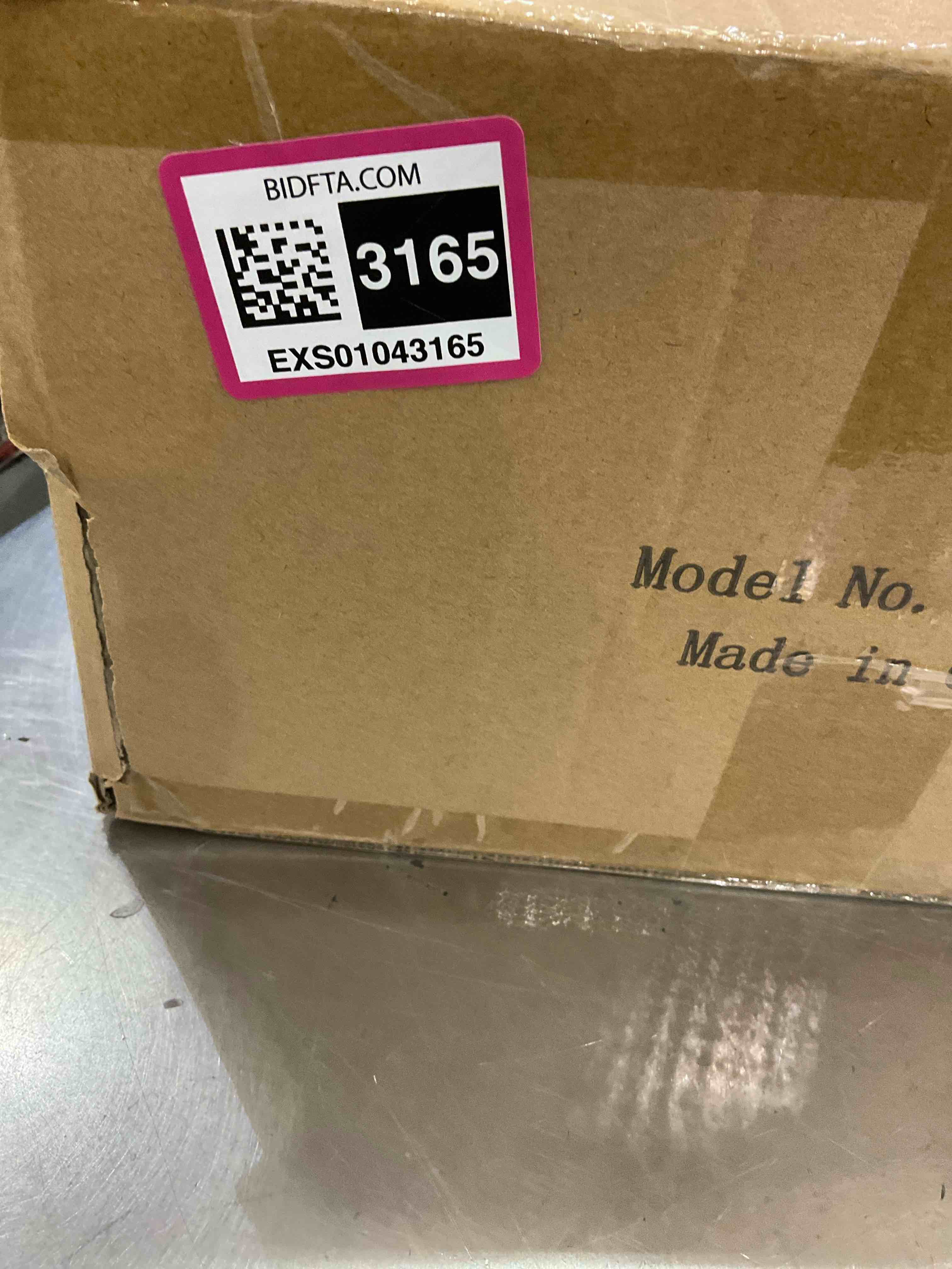https://s3.amazonaws.com/lotting-images-prod/BargainHunt/EXS01043165_1708699438404.jpeg