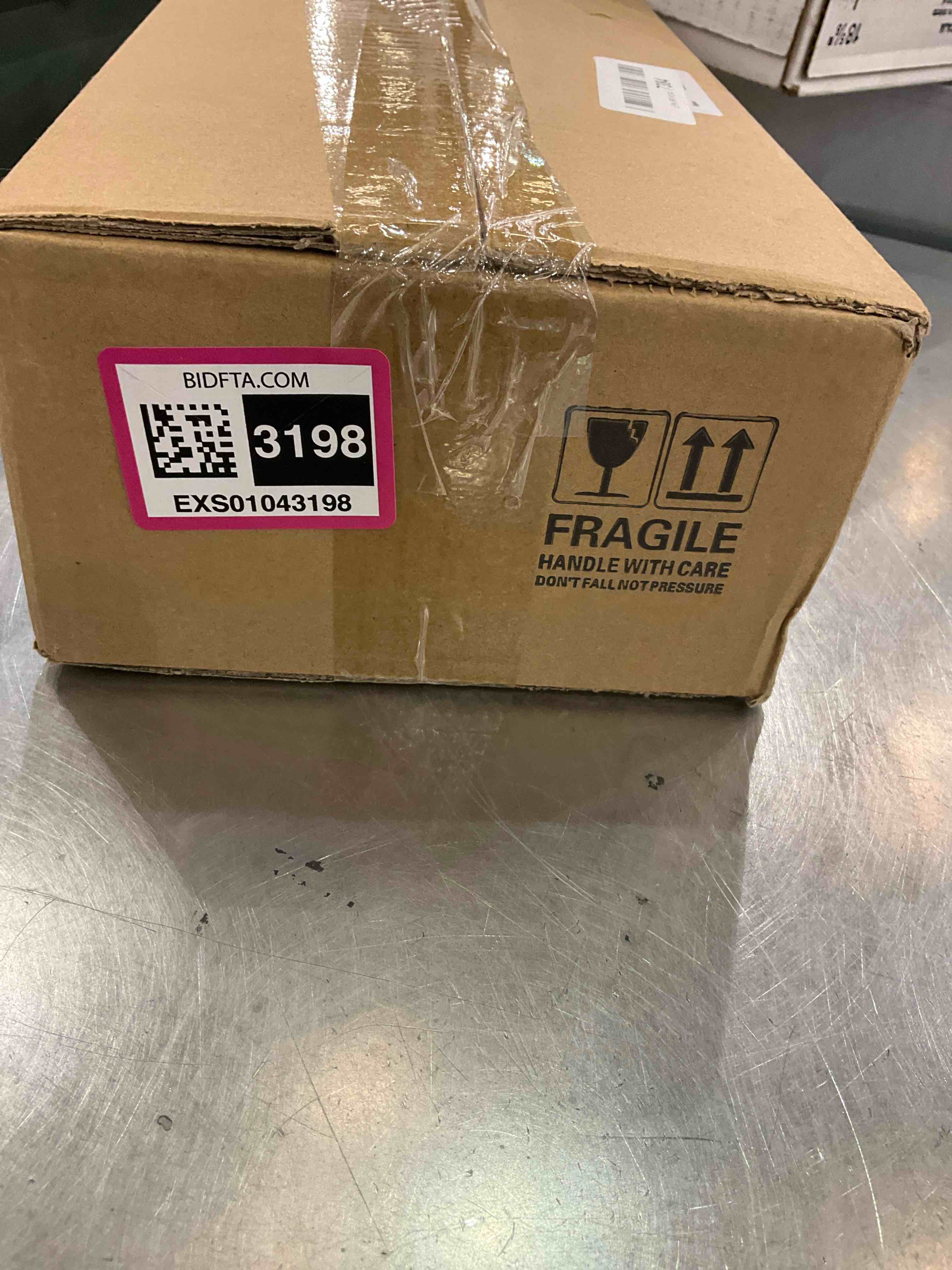 https://s3.amazonaws.com/lotting-images-prod/BargainHunt/EXS01043198_1708702334853.jpeg