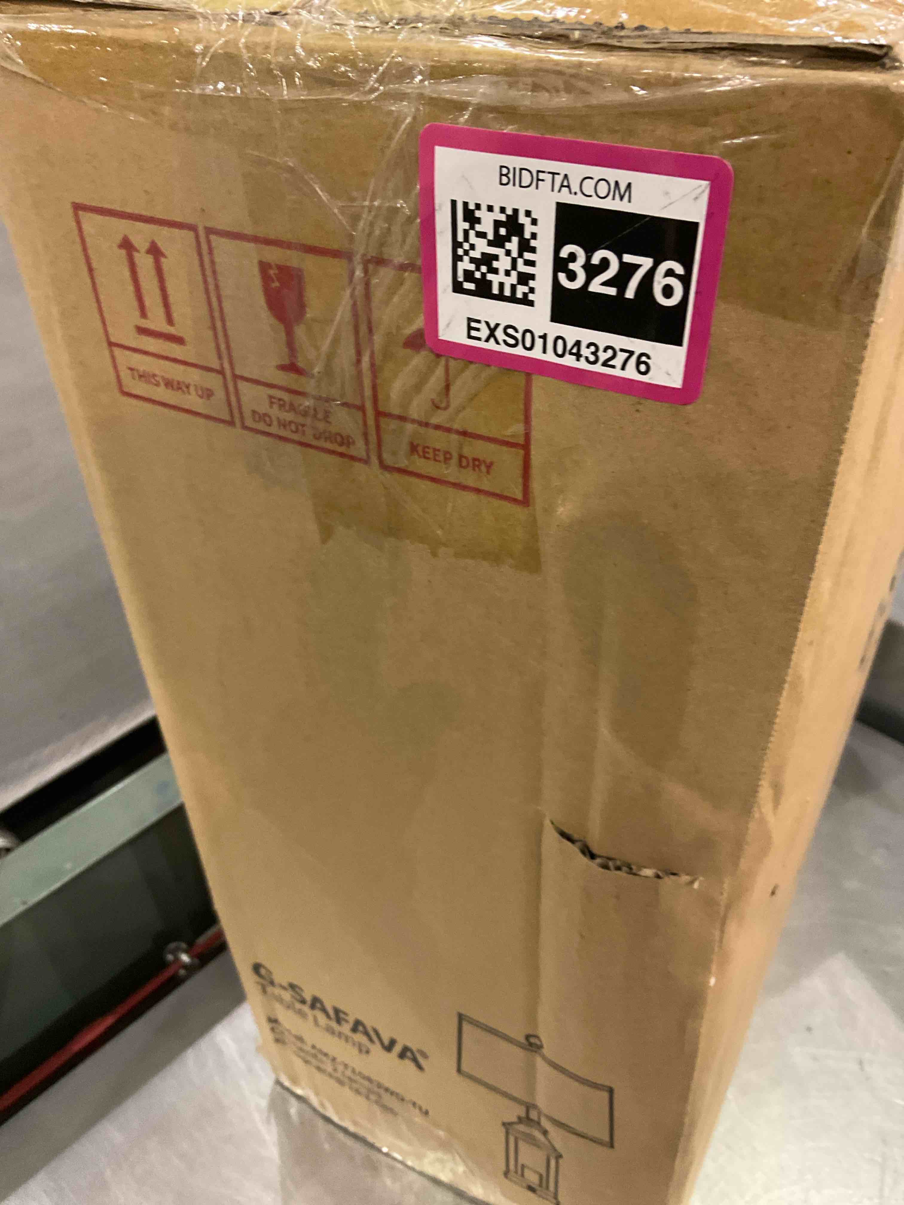 https://s3.amazonaws.com/lotting-images-prod/BargainHunt/EXS01043276_1708714027647.jpeg