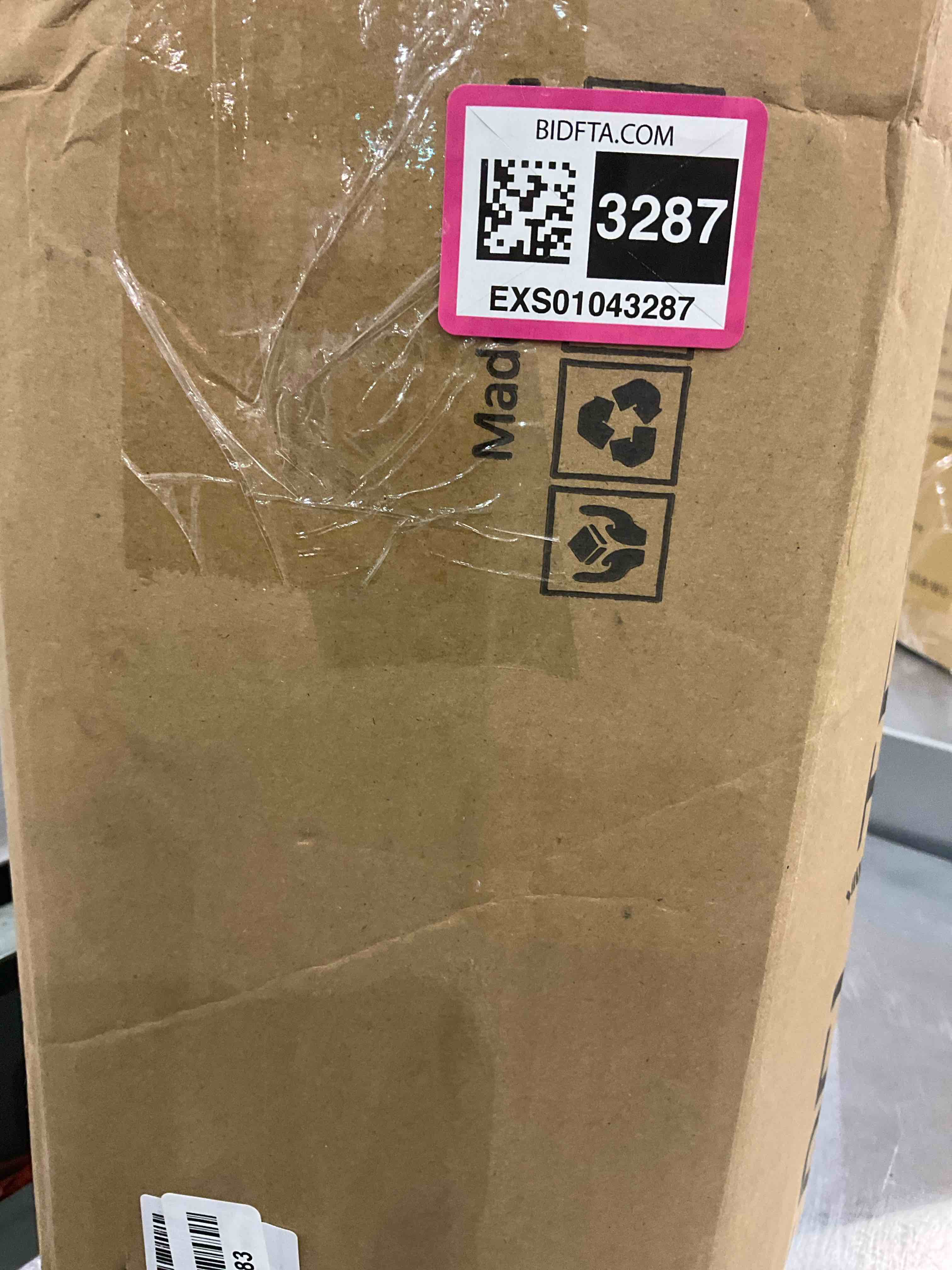 https://s3.amazonaws.com/lotting-images-prod/BargainHunt/EXS01043287_1708950702281.jpeg