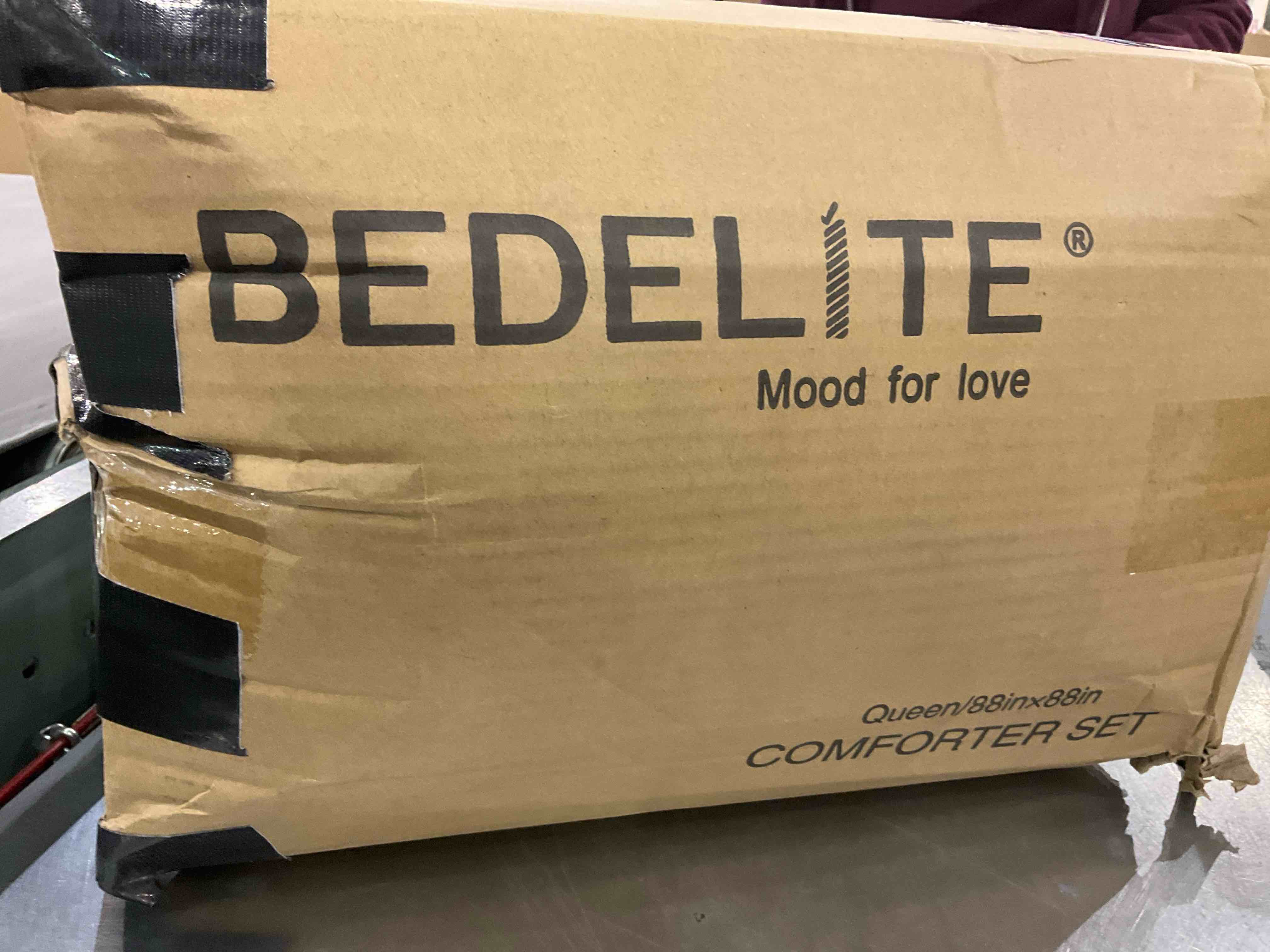 BEDELITE Fleece Queen Comforter Set -Super Soft & Warm Fluffy Grey Bedding, Luxury Fuzzy Heavy Bed Set for Winter with 2 Pillow Cases