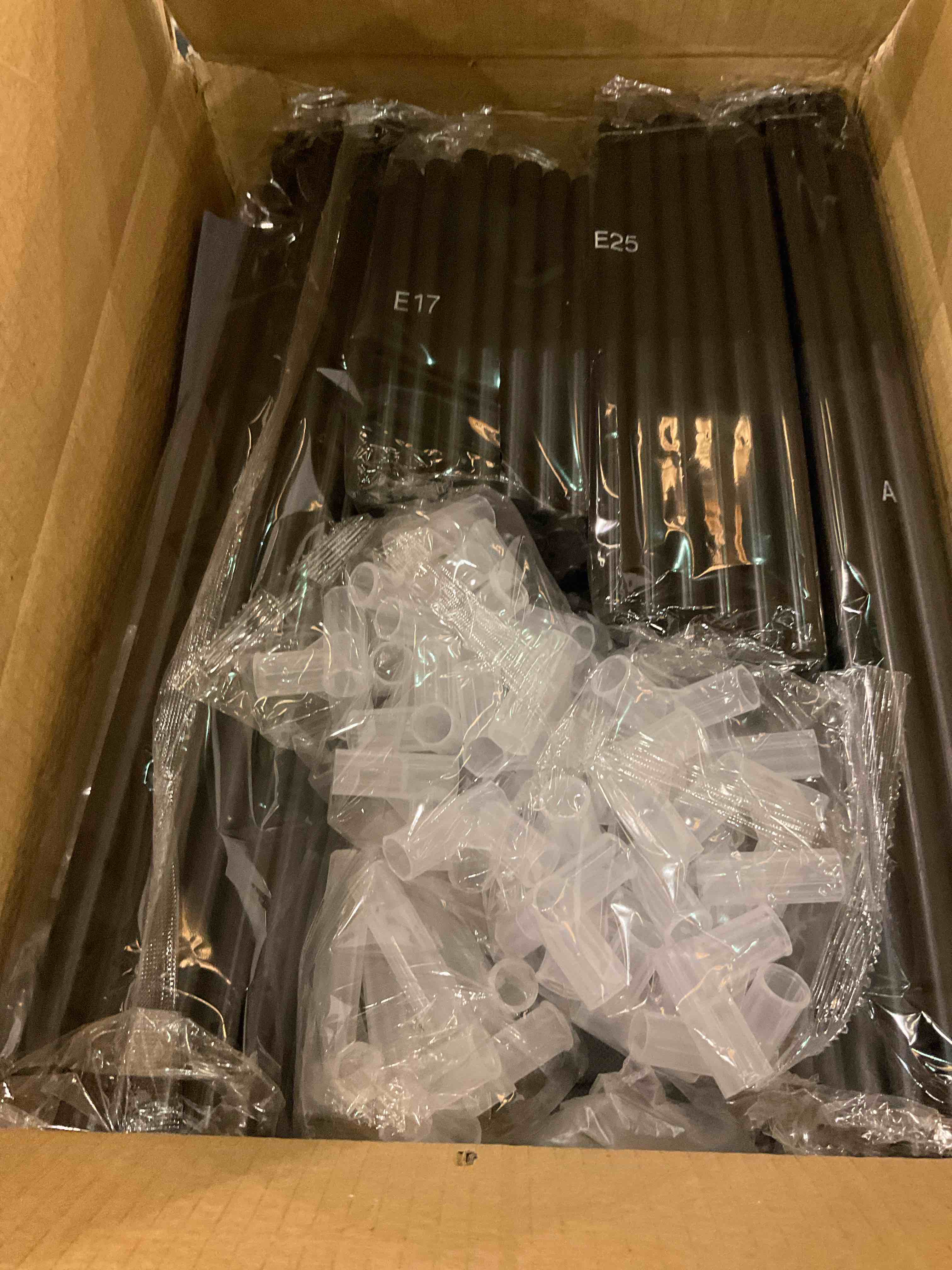 https://s3.amazonaws.com/lotting-images-prod/BargainHunt/EXS01043576_1709829132571.jpeg