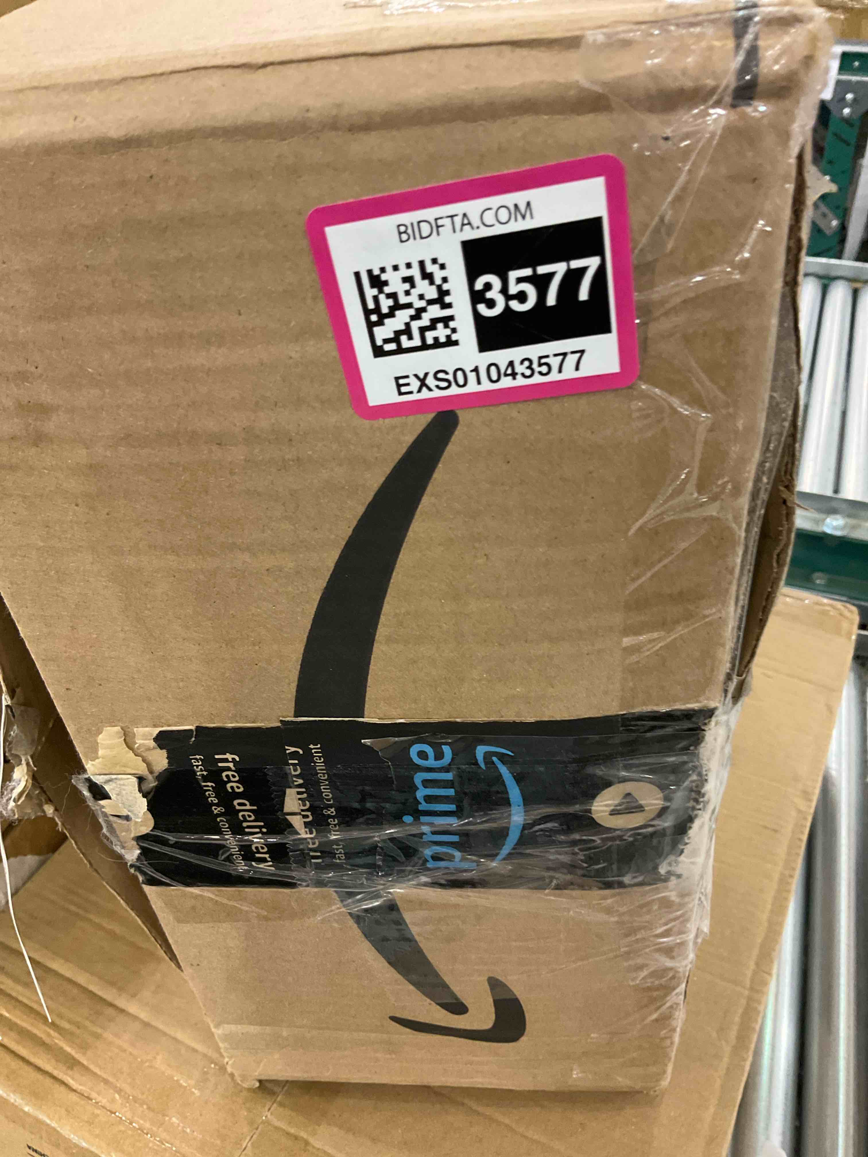https://s3.amazonaws.com/lotting-images-prod/BargainHunt/EXS01043577_1709828915553.jpeg