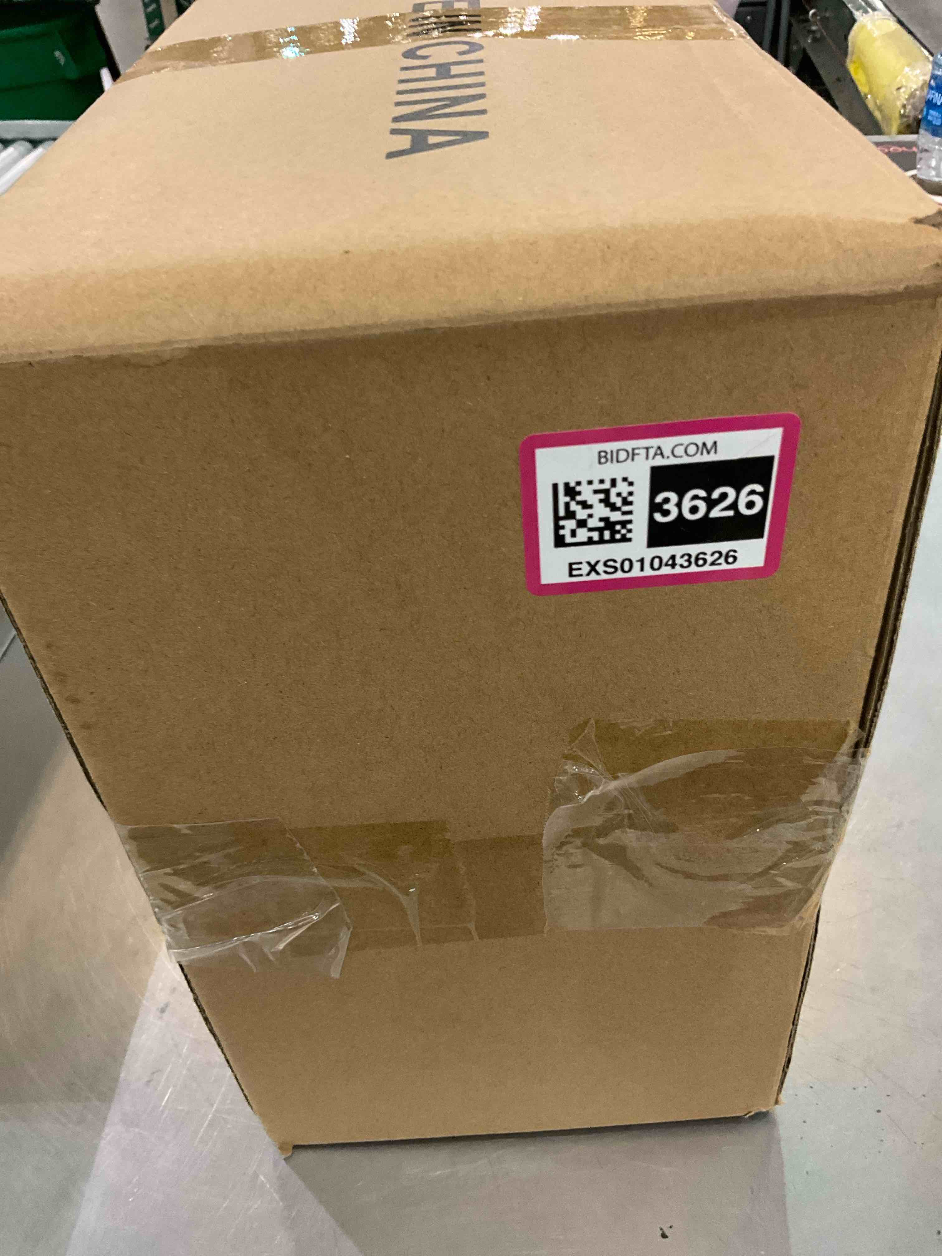 https://s3.amazonaws.com/lotting-images-prod/BargainHunt/EXS01043626_1709836881117.jpeg
