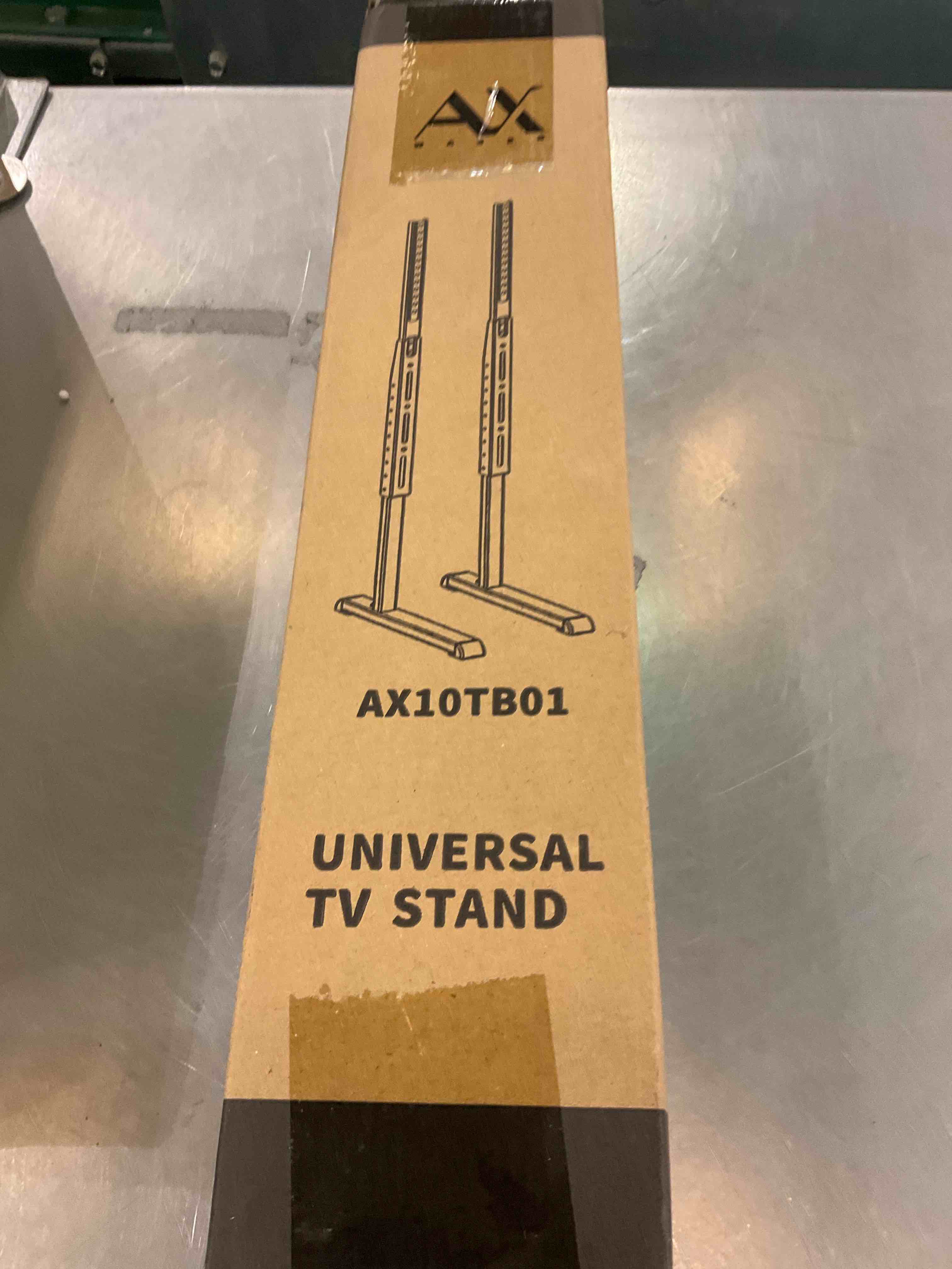 https://s3.amazonaws.com/lotting-images-prod/BargainHunt/EXS01043627_1709836620598.jpeg