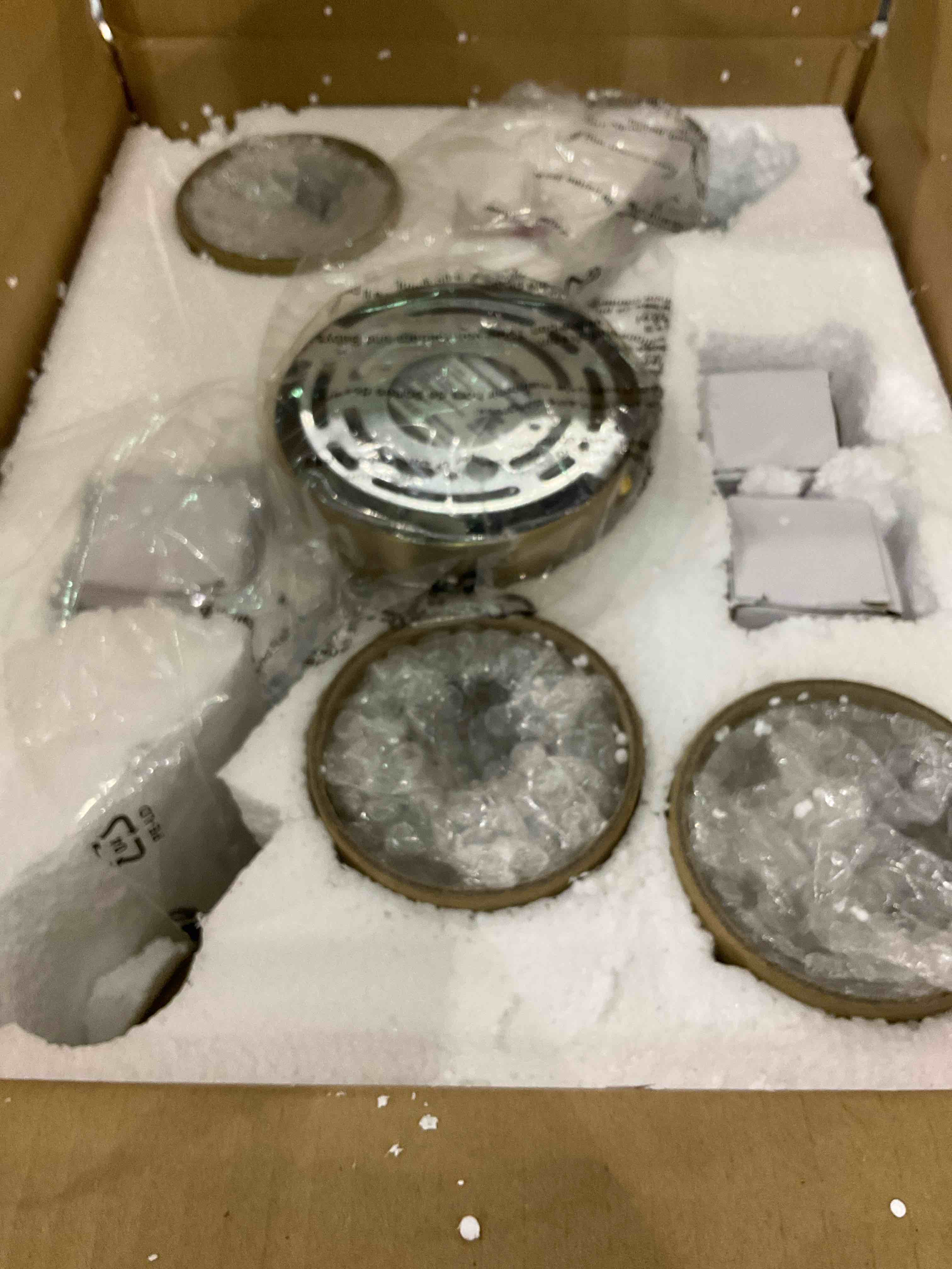 https://s3.amazonaws.com/lotting-images-prod/BargainHunt/EXS01043699_1709908898102.jpeg