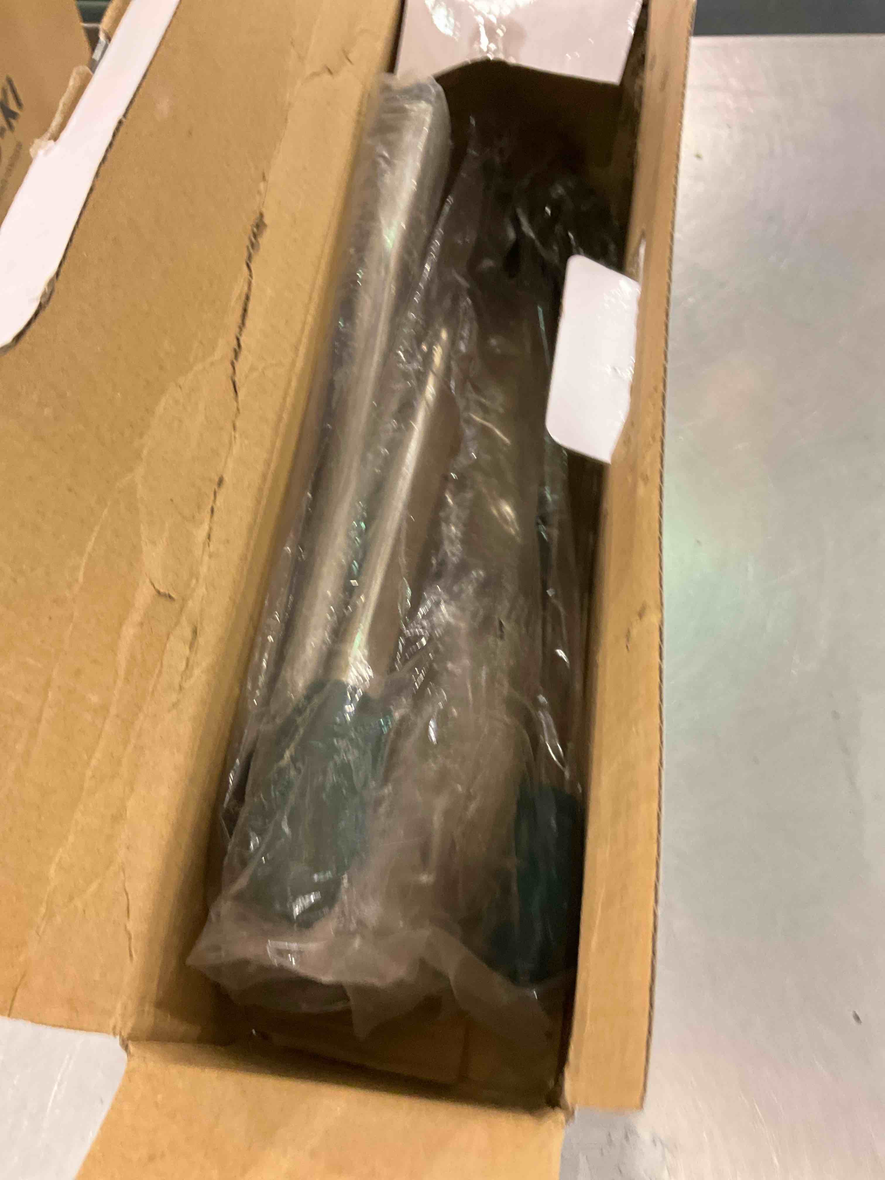 https://s3.amazonaws.com/lotting-images-prod/BargainHunt/EXS01043745_1709928705834.jpeg