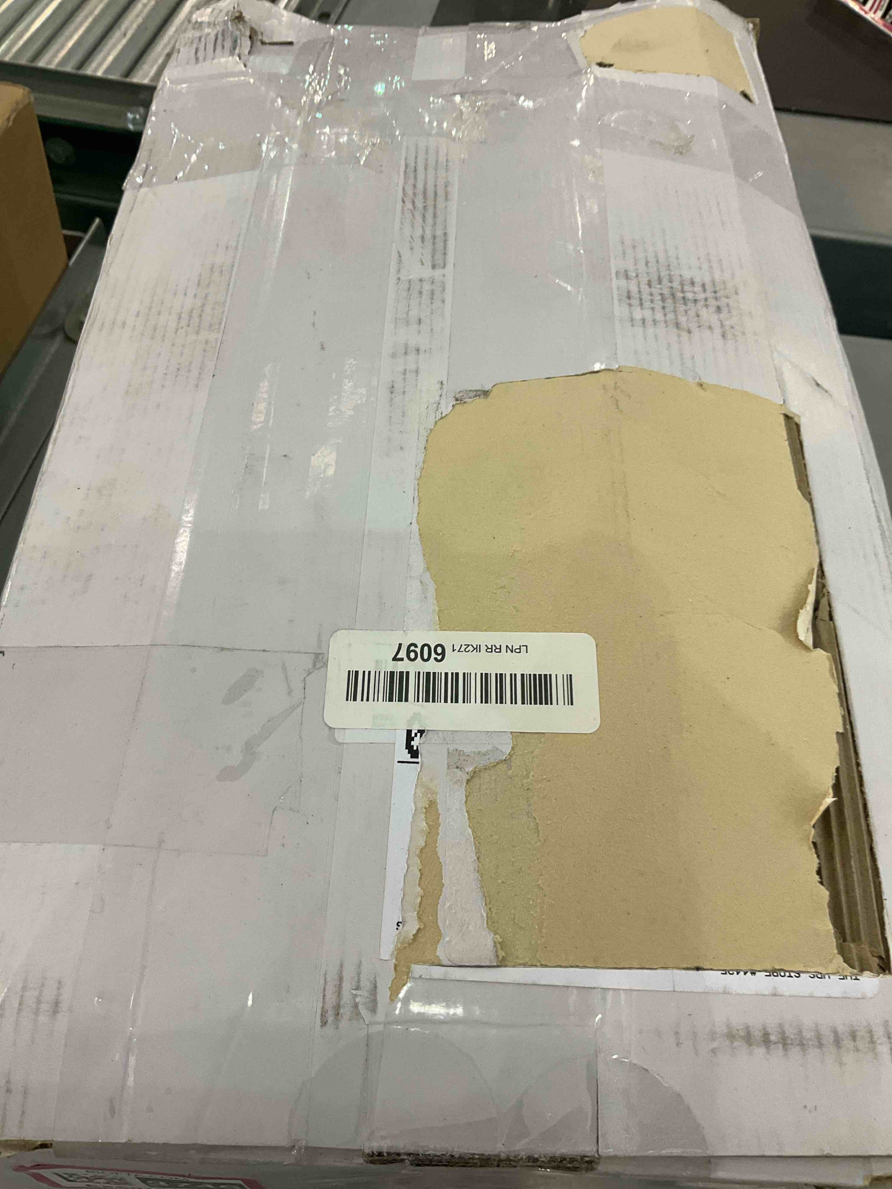 https://s3.amazonaws.com/lotting-images-prod/BargainHunt/EXS01043746_1709928606301.jpeg
