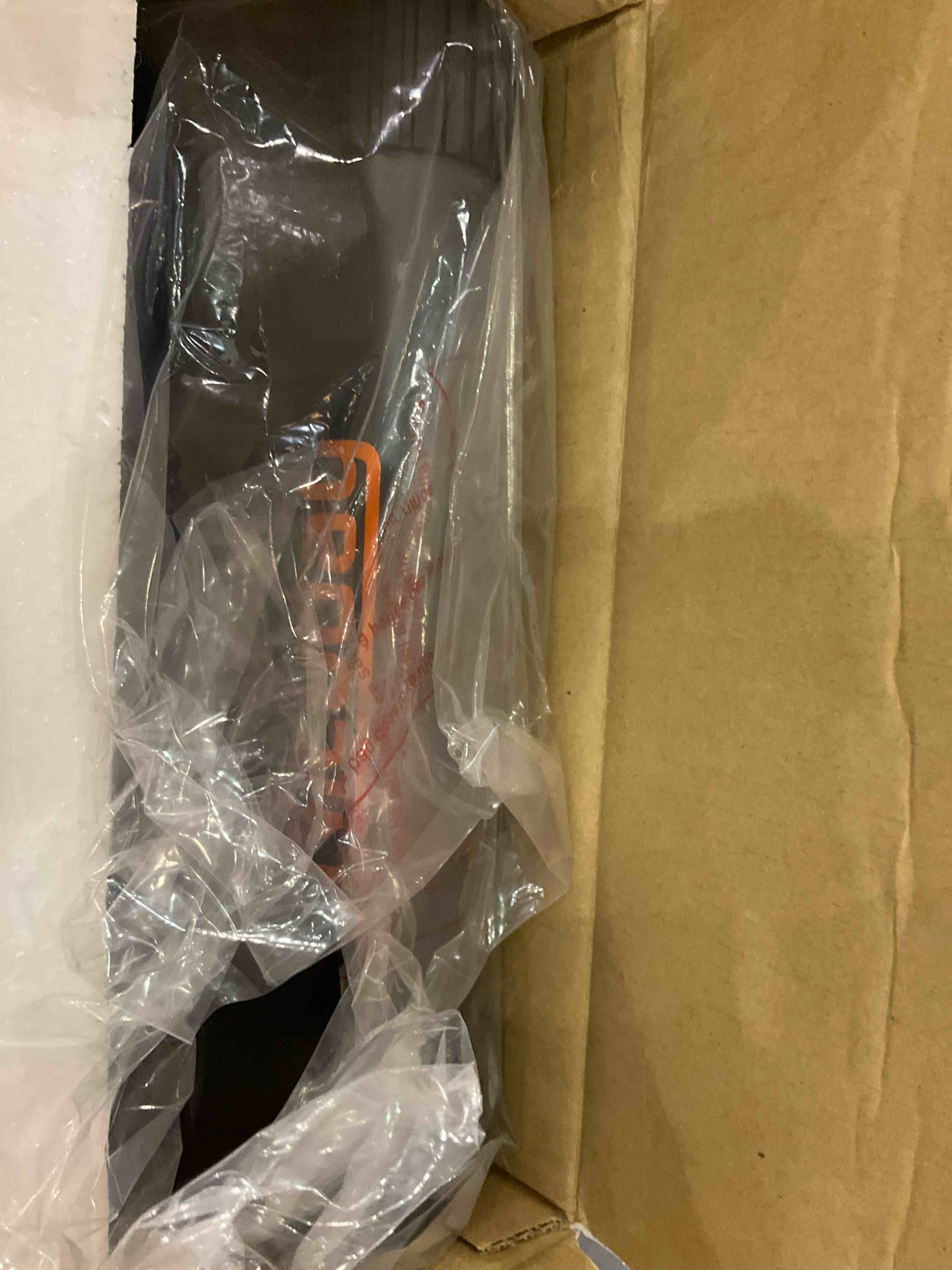 https://s3.amazonaws.com/lotting-images-prod/BargainHunt/EXS01043748_1709928455373.jpeg
