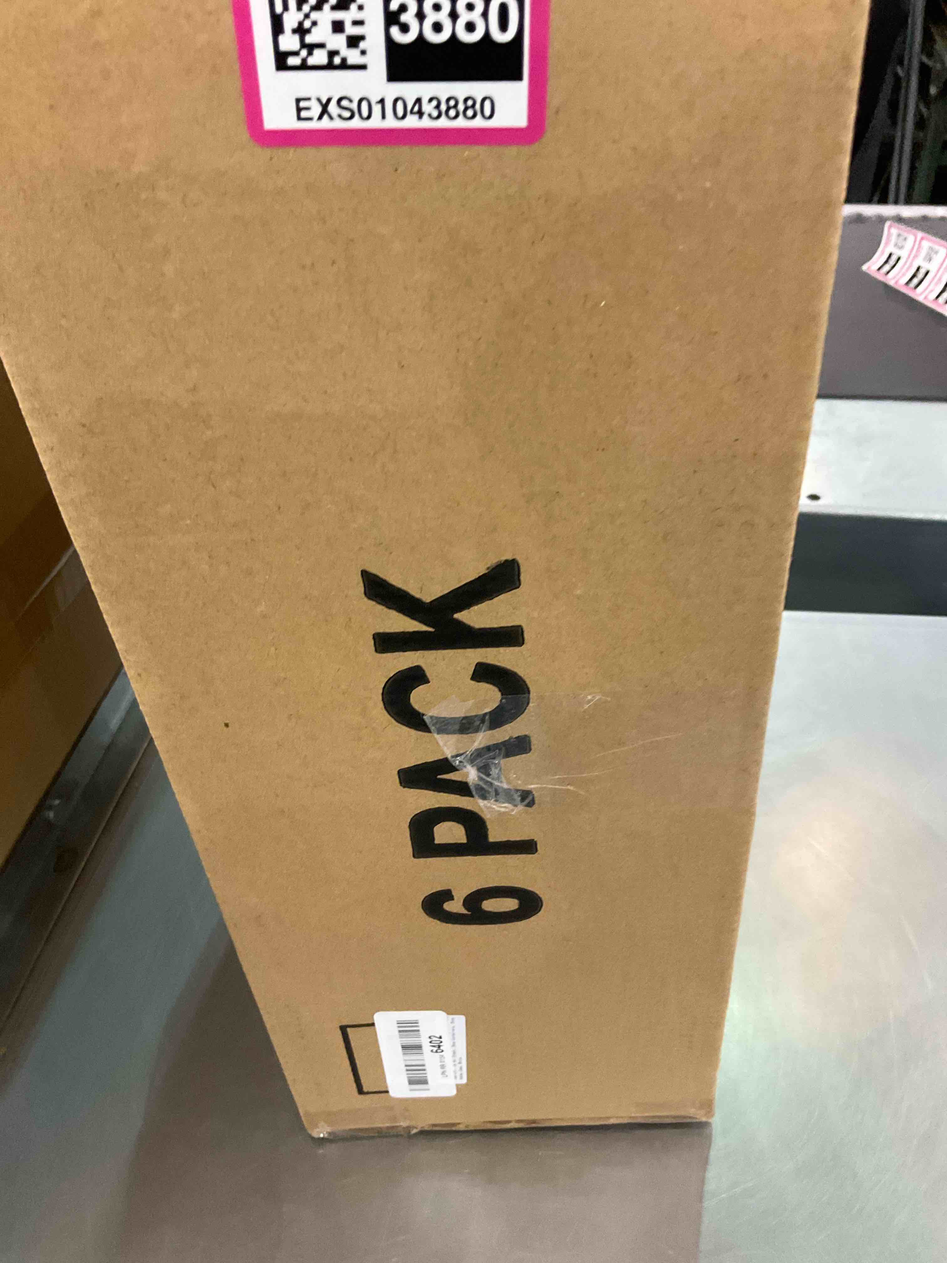 https://s3.amazonaws.com/lotting-images-prod/BargainHunt/EXS01043880_1710253623154.jpeg