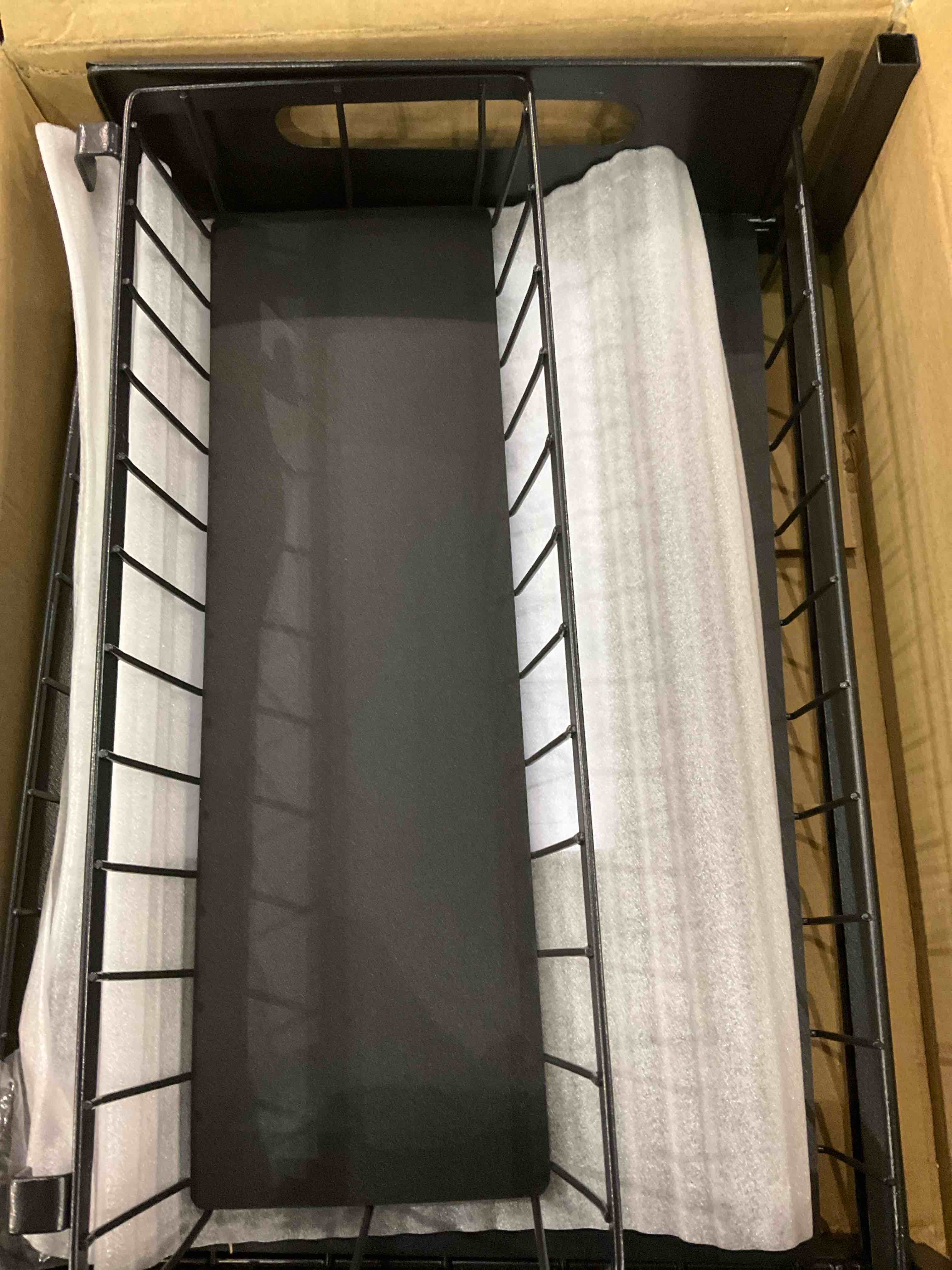 https://s3.amazonaws.com/lotting-images-prod/BargainHunt/EXS01044194_1707827932122.jpeg