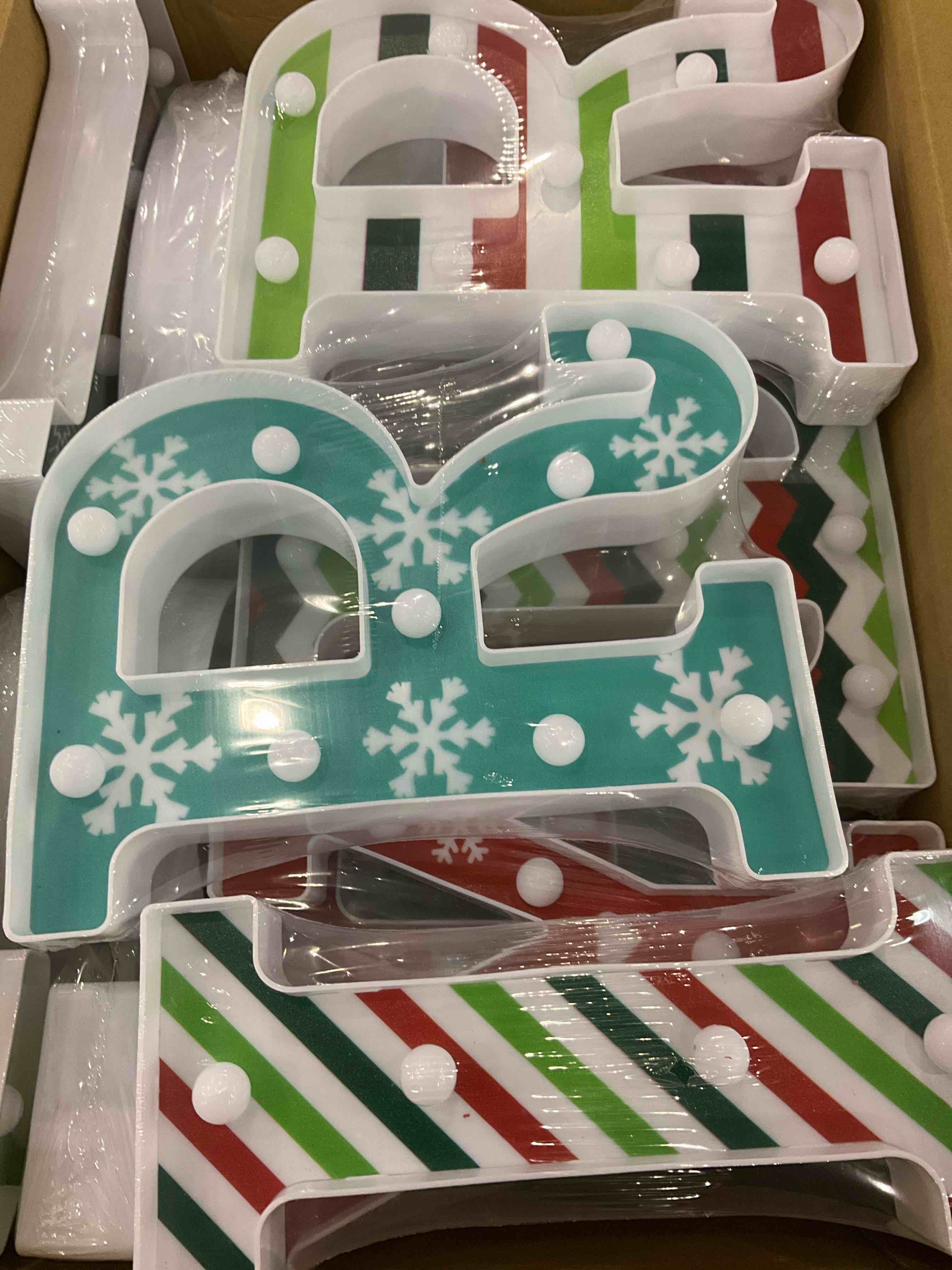 https://s3.amazonaws.com/lotting-images-prod/BargainHunt/EXS01044200_1707828636946.jpeg