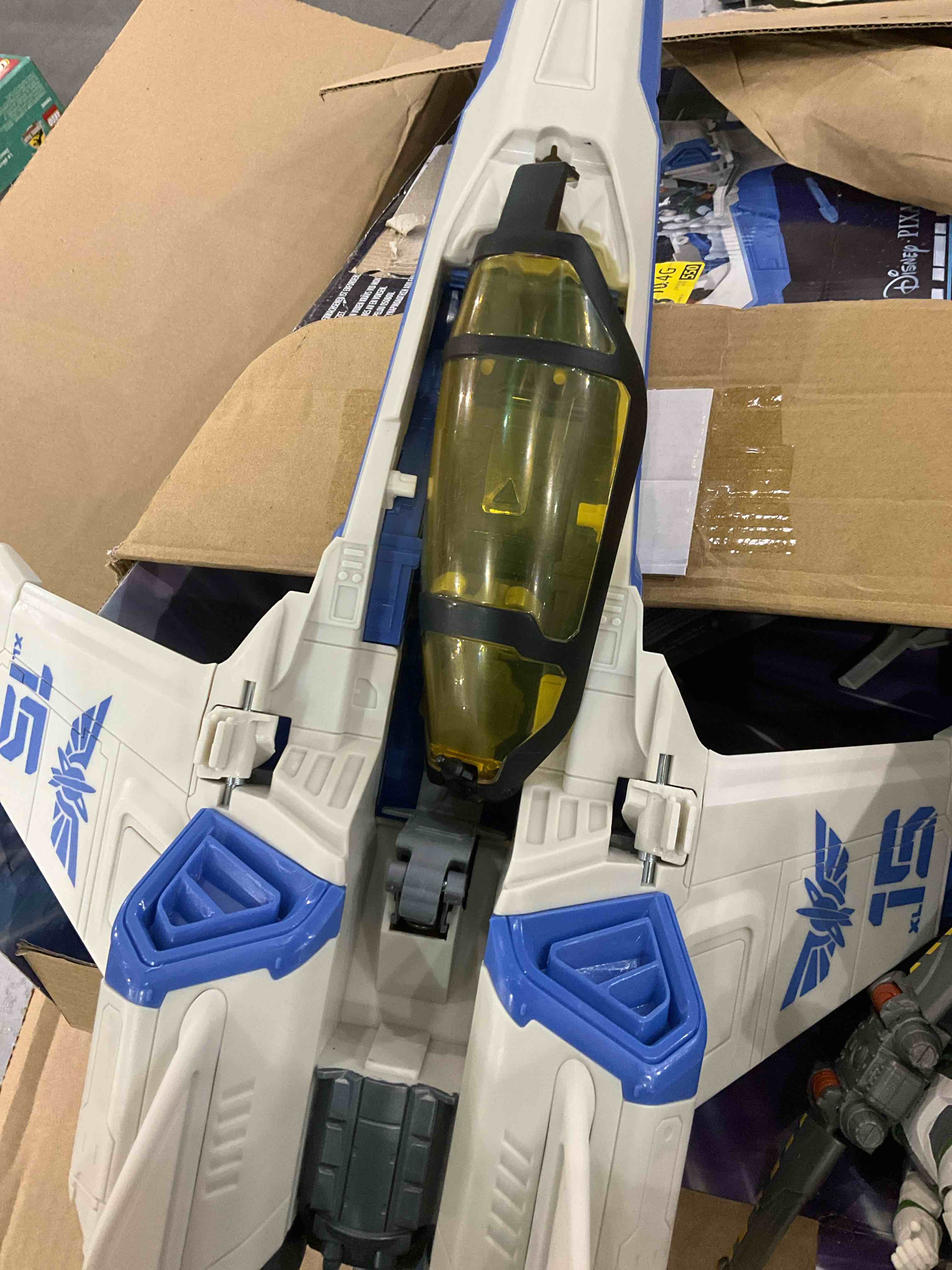 https://s3.amazonaws.com/lotting-images-prod/BargainHunt/EXS01044228_1707832144691.jpeg