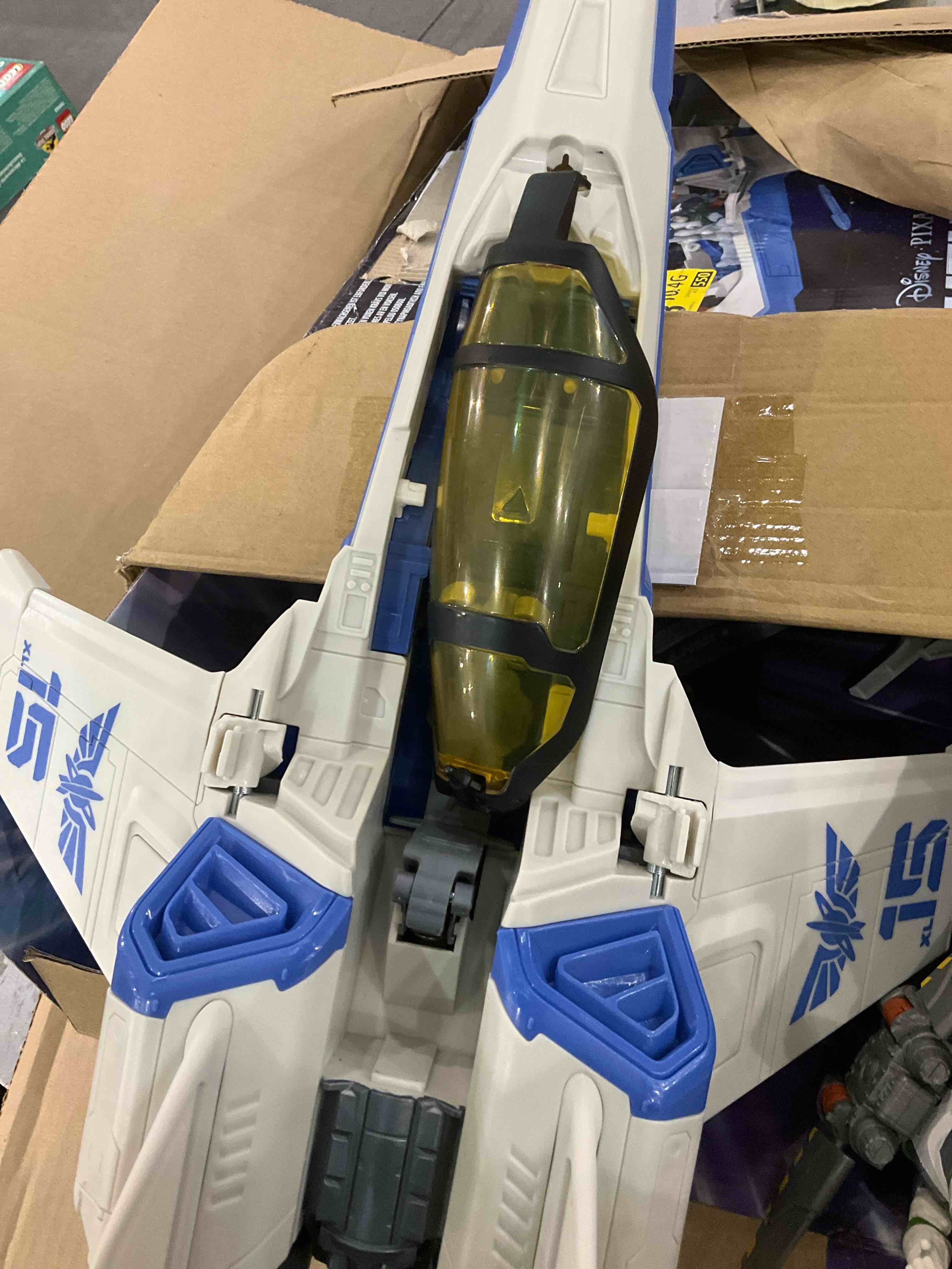 https://s3.amazonaws.com/lotting-images-prod/BargainHunt/EXS01044228_1707832145770.jpeg