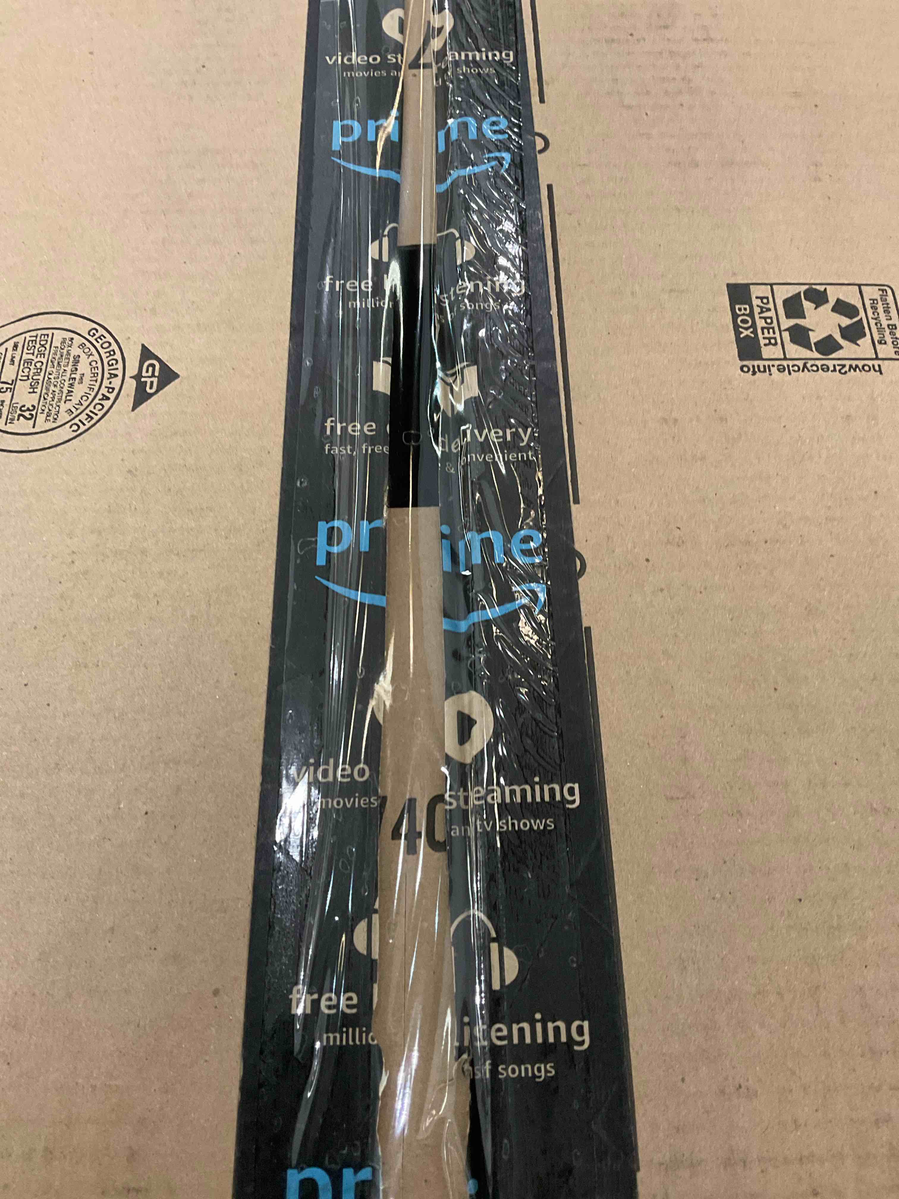 https://s3.amazonaws.com/lotting-images-prod/BargainHunt/EXS01044261_1707839295954.jpeg