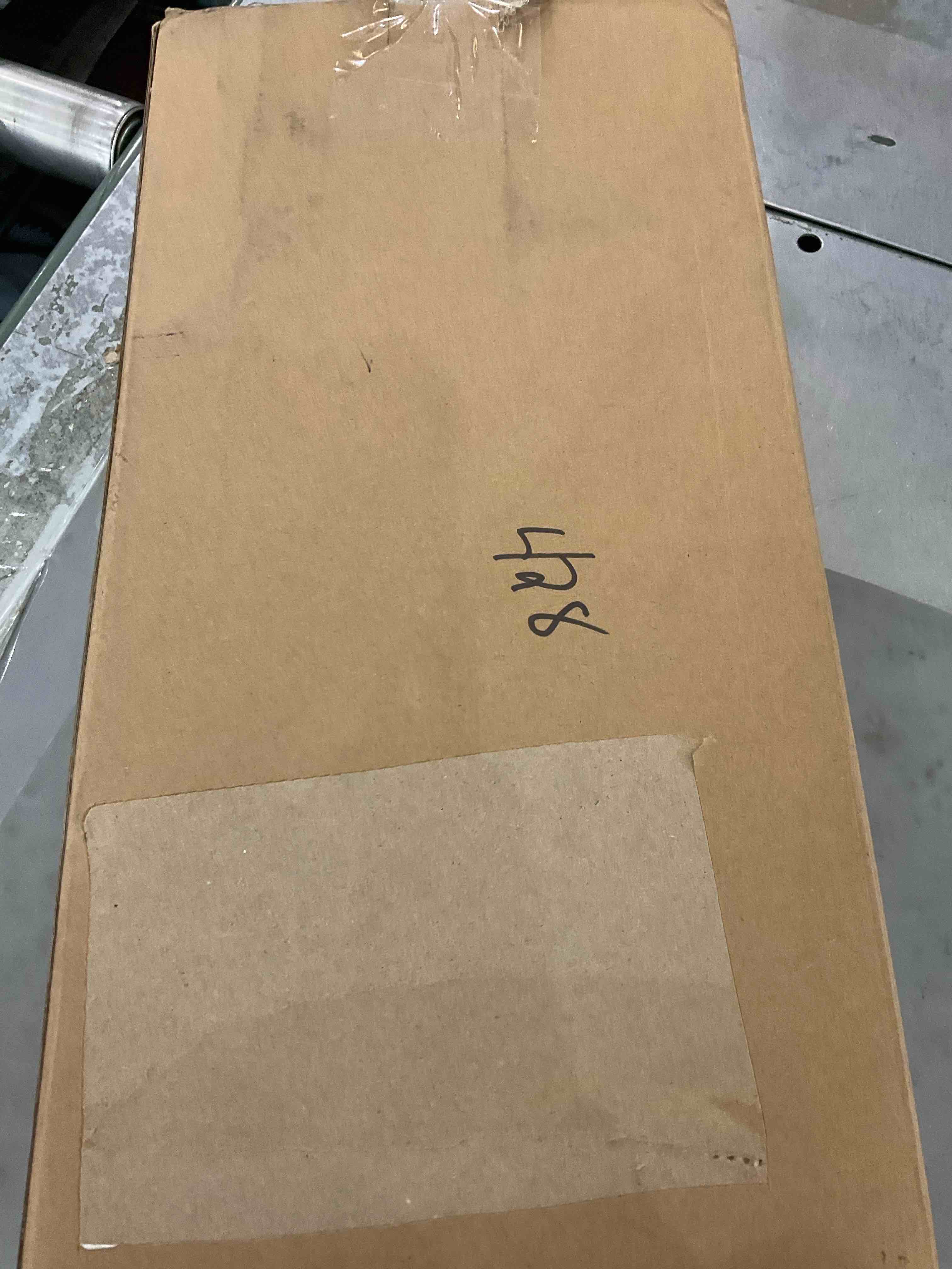 https://s3.amazonaws.com/lotting-images-prod/BargainHunt/EXS01044341_1707853490140.jpeg