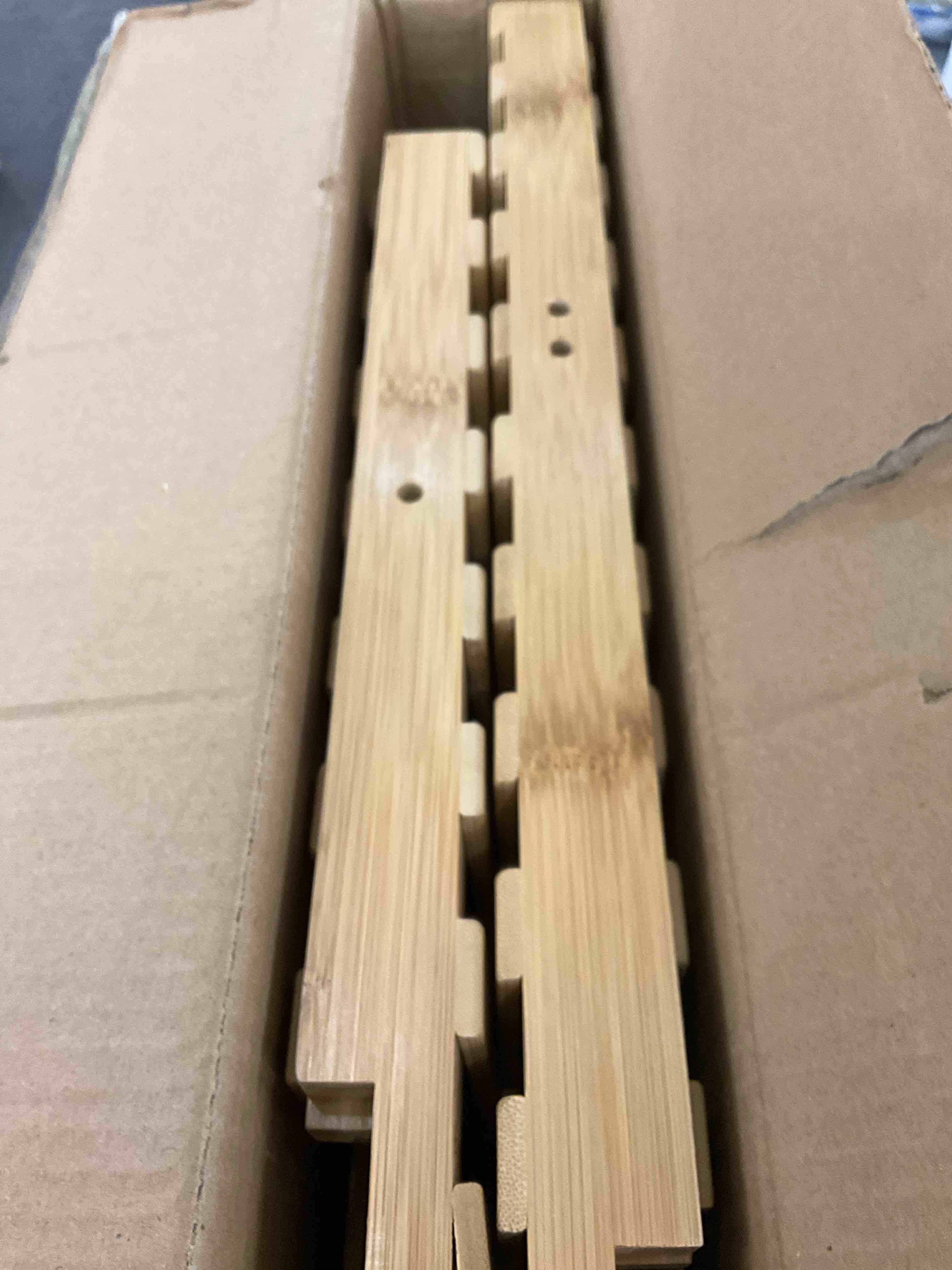 https://s3.amazonaws.com/lotting-images-prod/BargainHunt/EXS01044492_1707933539408.jpeg
