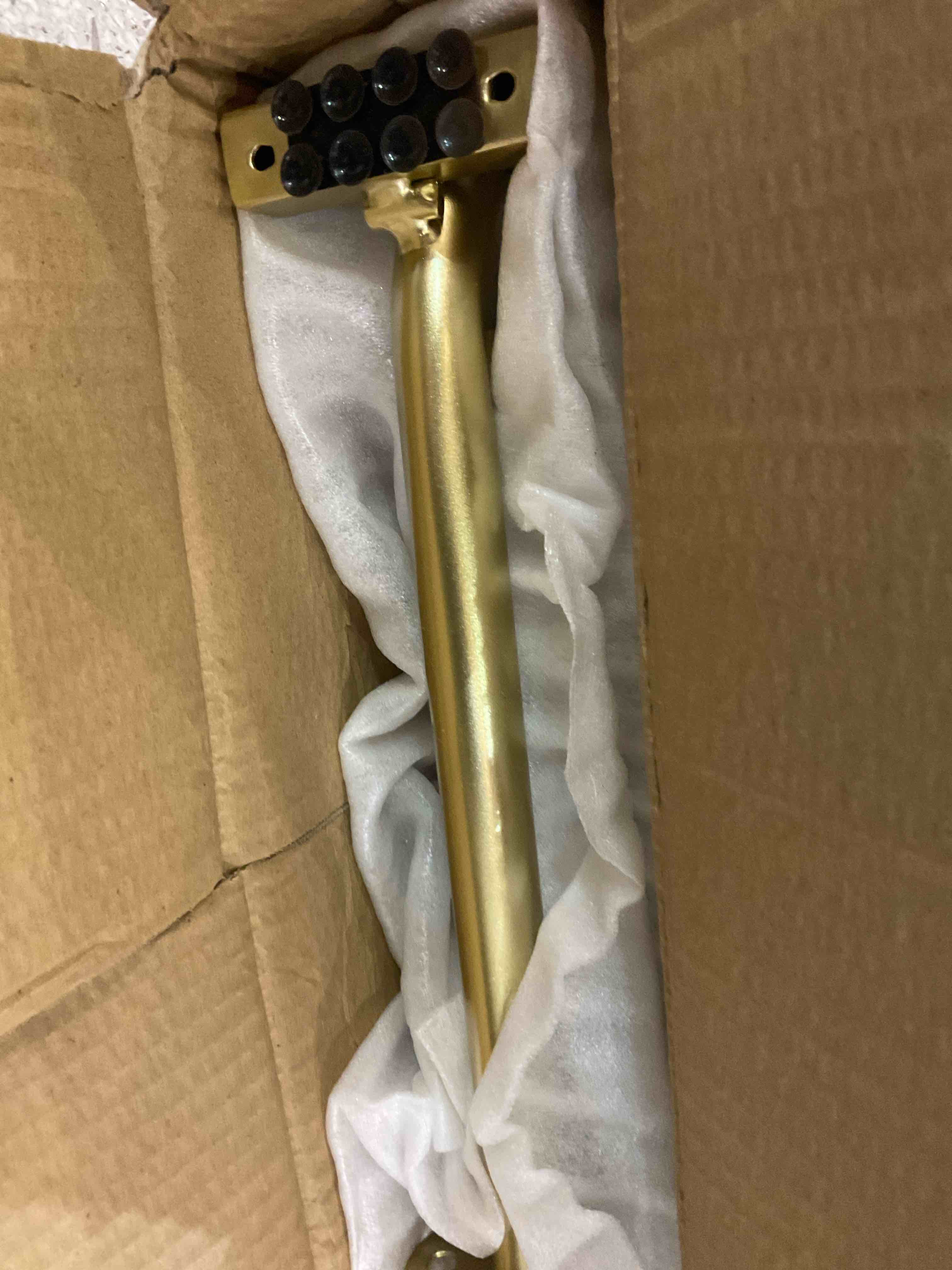 https://s3.amazonaws.com/lotting-images-prod/BargainHunt/EXS01044676_1708705672901.jpeg