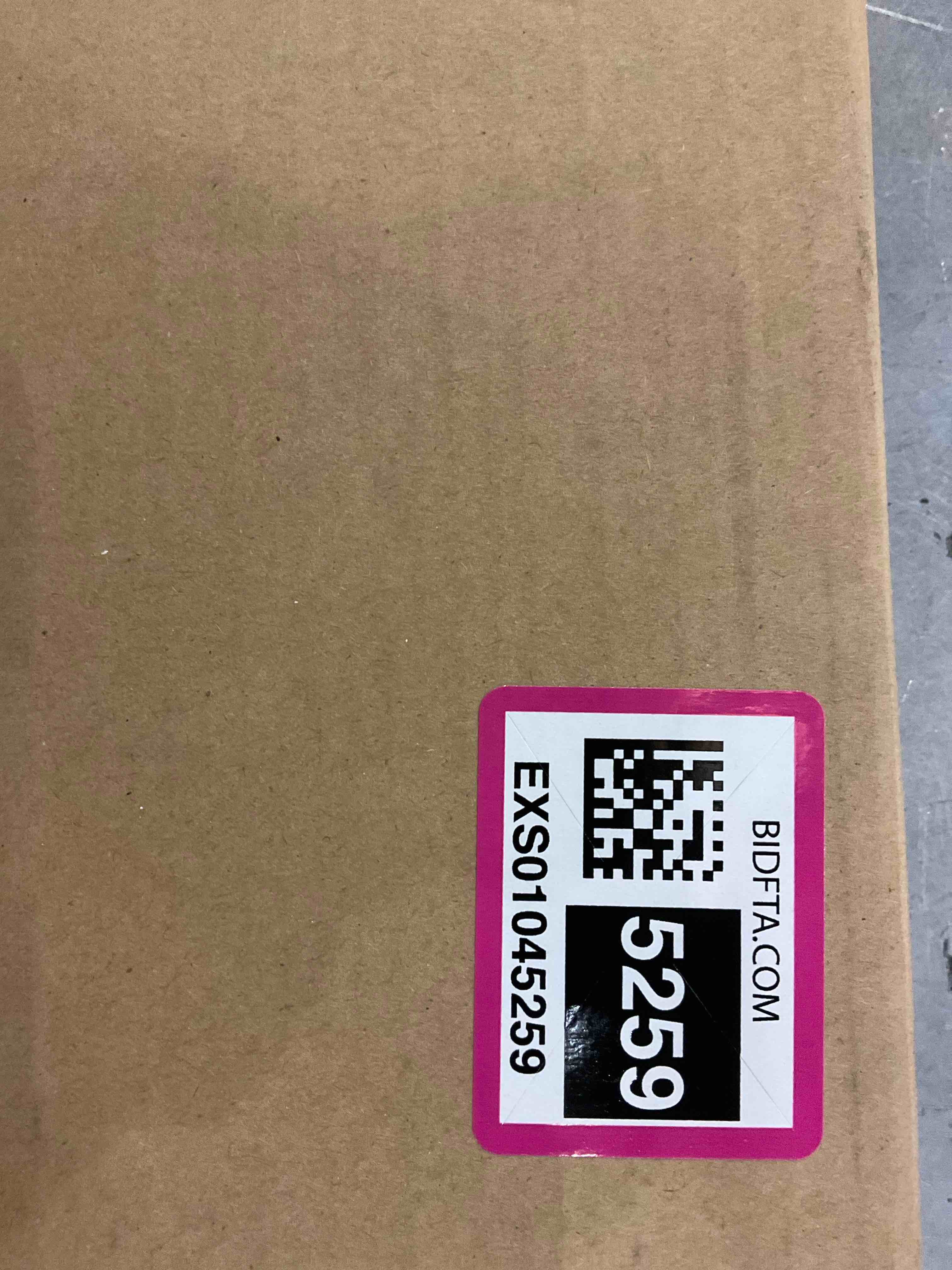 https://s3.amazonaws.com/lotting-images-prod/BargainHunt/EXS01045259_1707918240262.jpeg