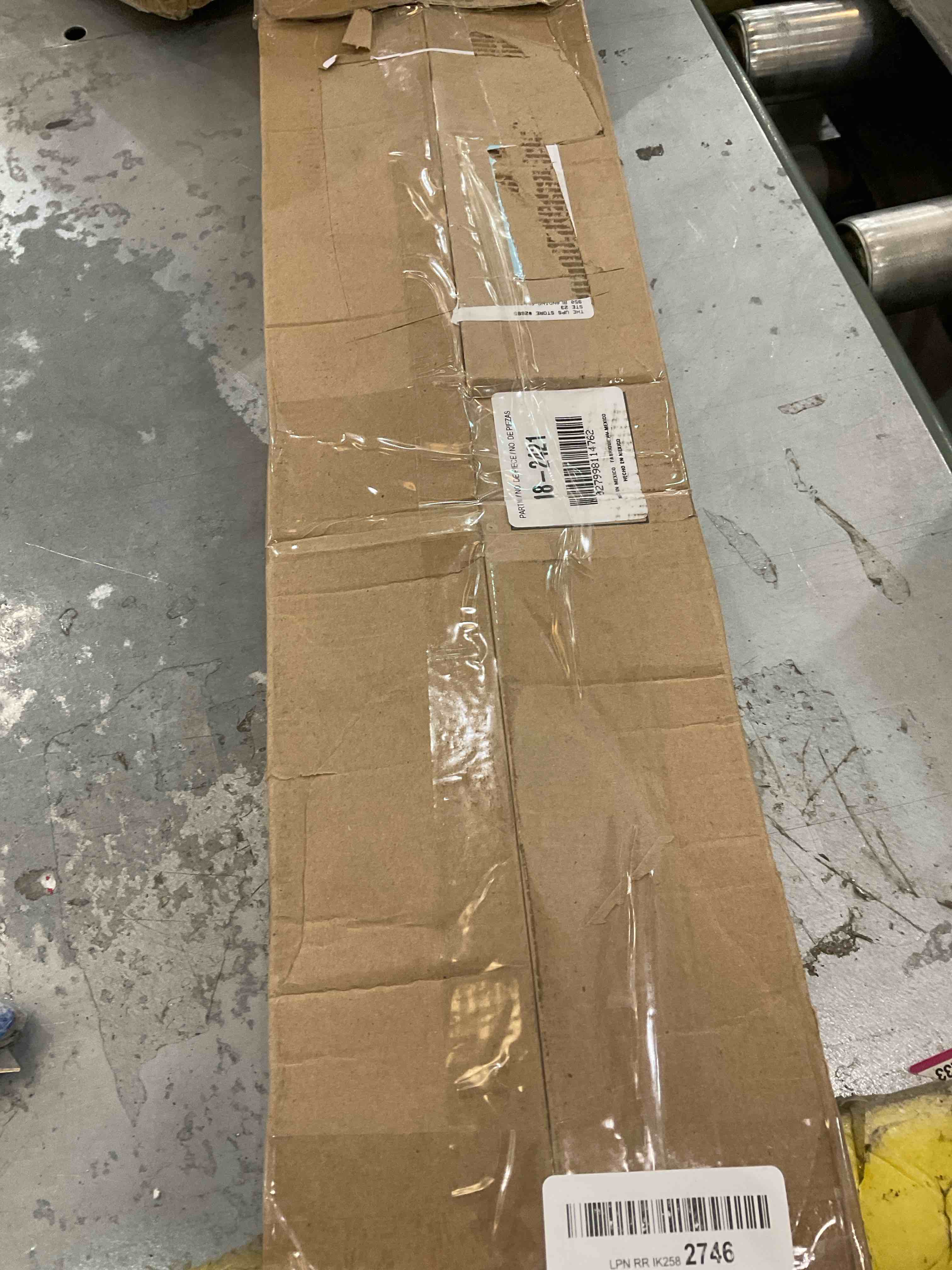 https://s3.amazonaws.com/lotting-images-prod/BargainHunt/EXS01045567_1708020559176.jpeg