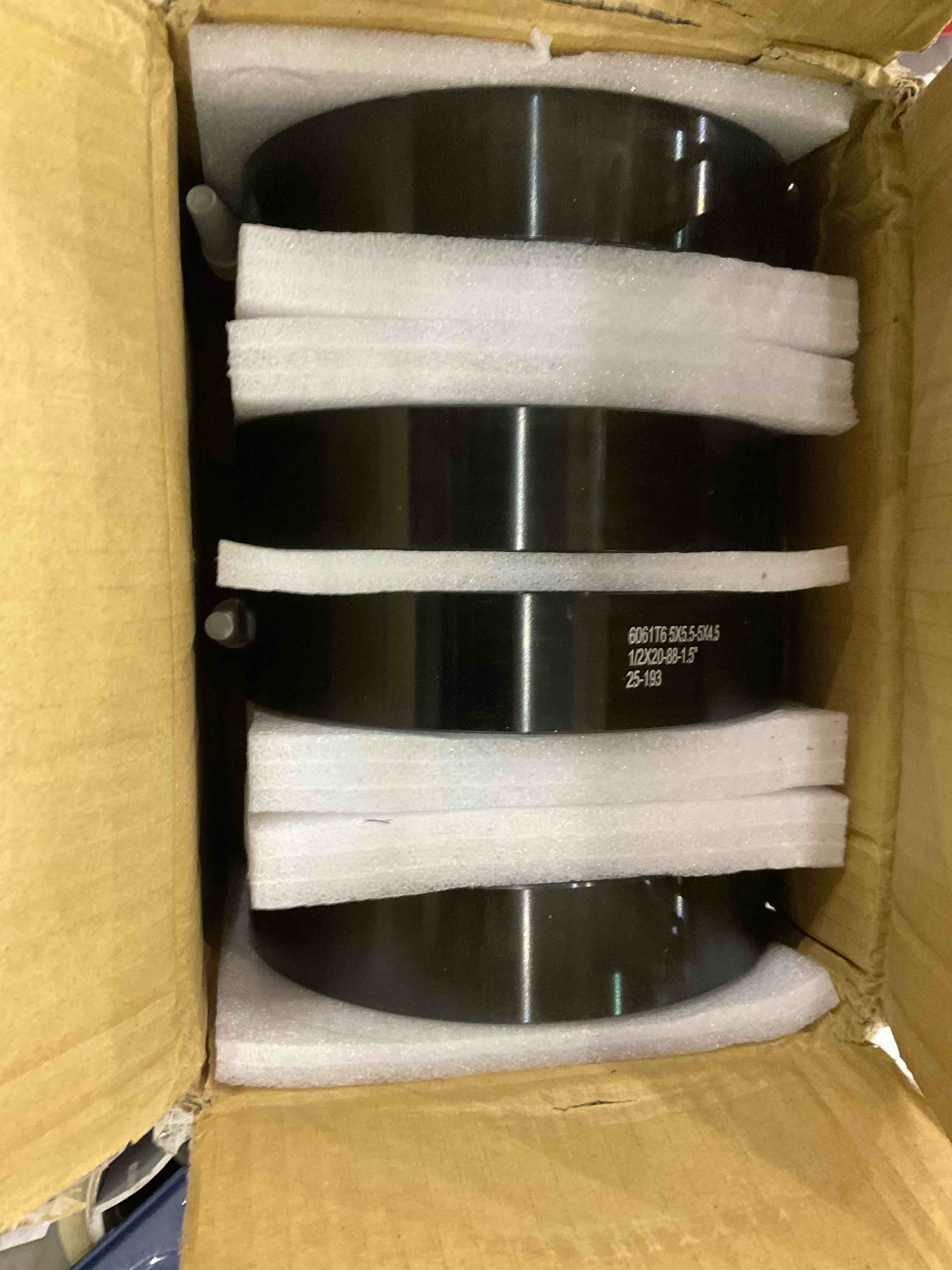https://s3.amazonaws.com/lotting-images-prod/BargainHunt/EXS01045728_1708434704735.jpeg
