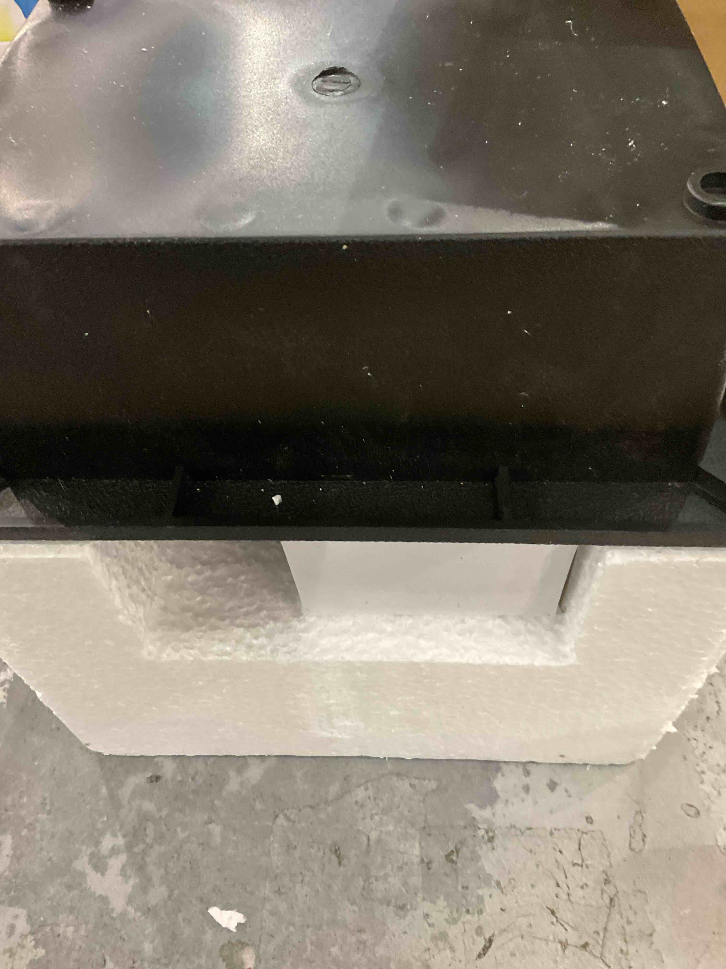 https://s3.amazonaws.com/lotting-images-prod/BargainHunt/EXS01045729_1708435009367.jpeg