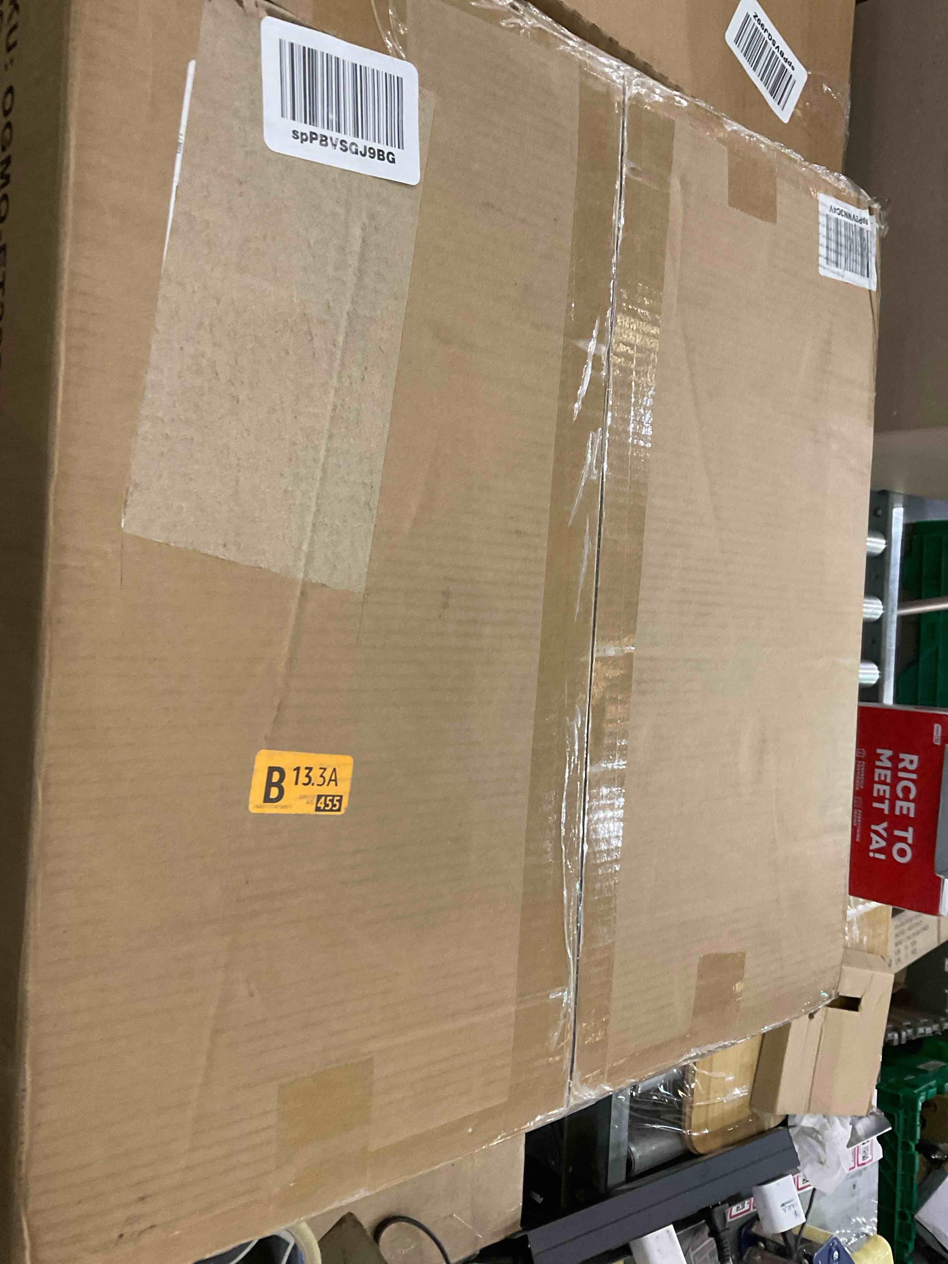 https://s3.amazonaws.com/lotting-images-prod/BargainHunt/EXS01045758_1708442522035.jpeg