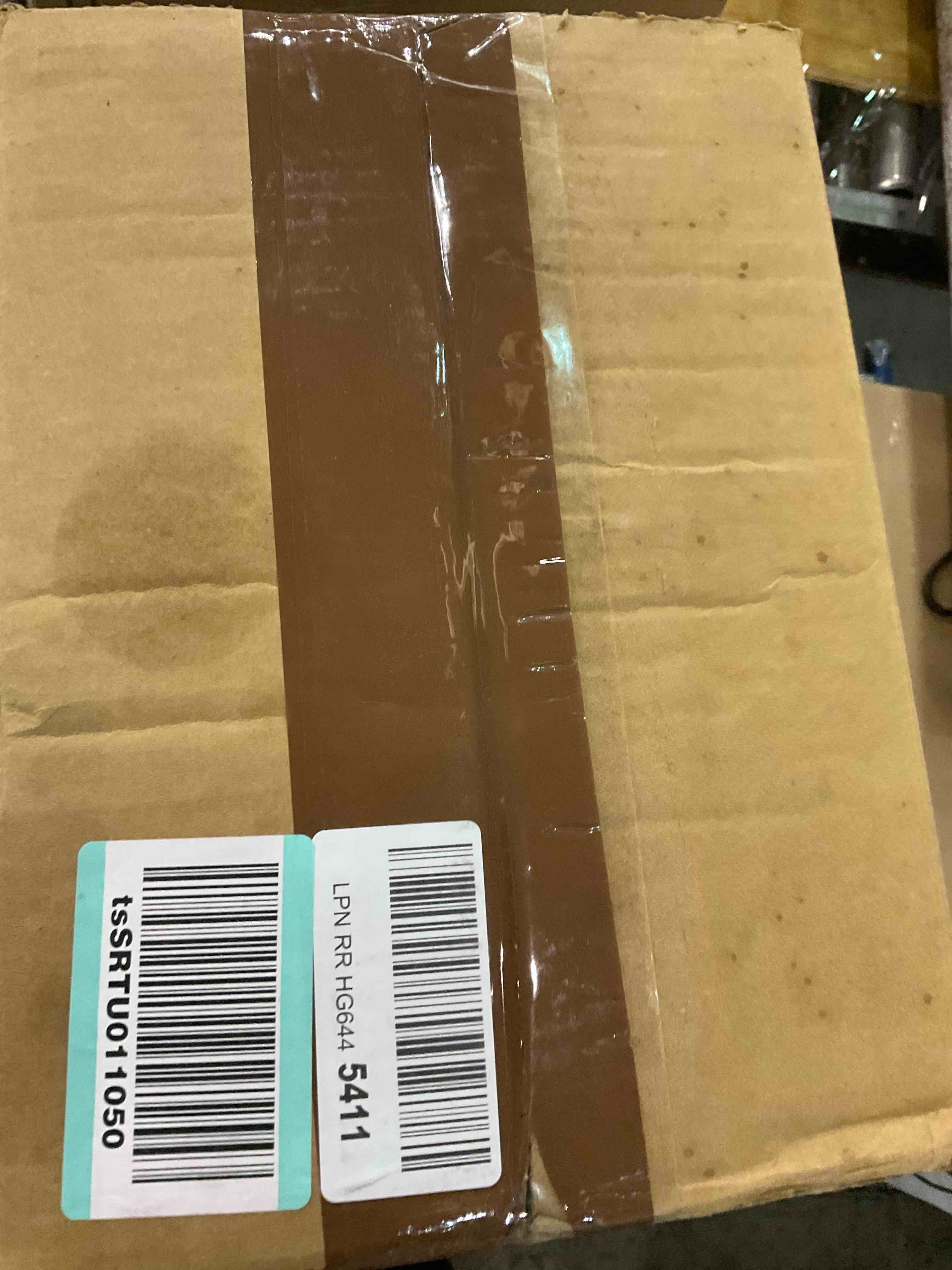 https://s3.amazonaws.com/lotting-images-prod/BargainHunt/EXS01045990_1708607928984.jpeg