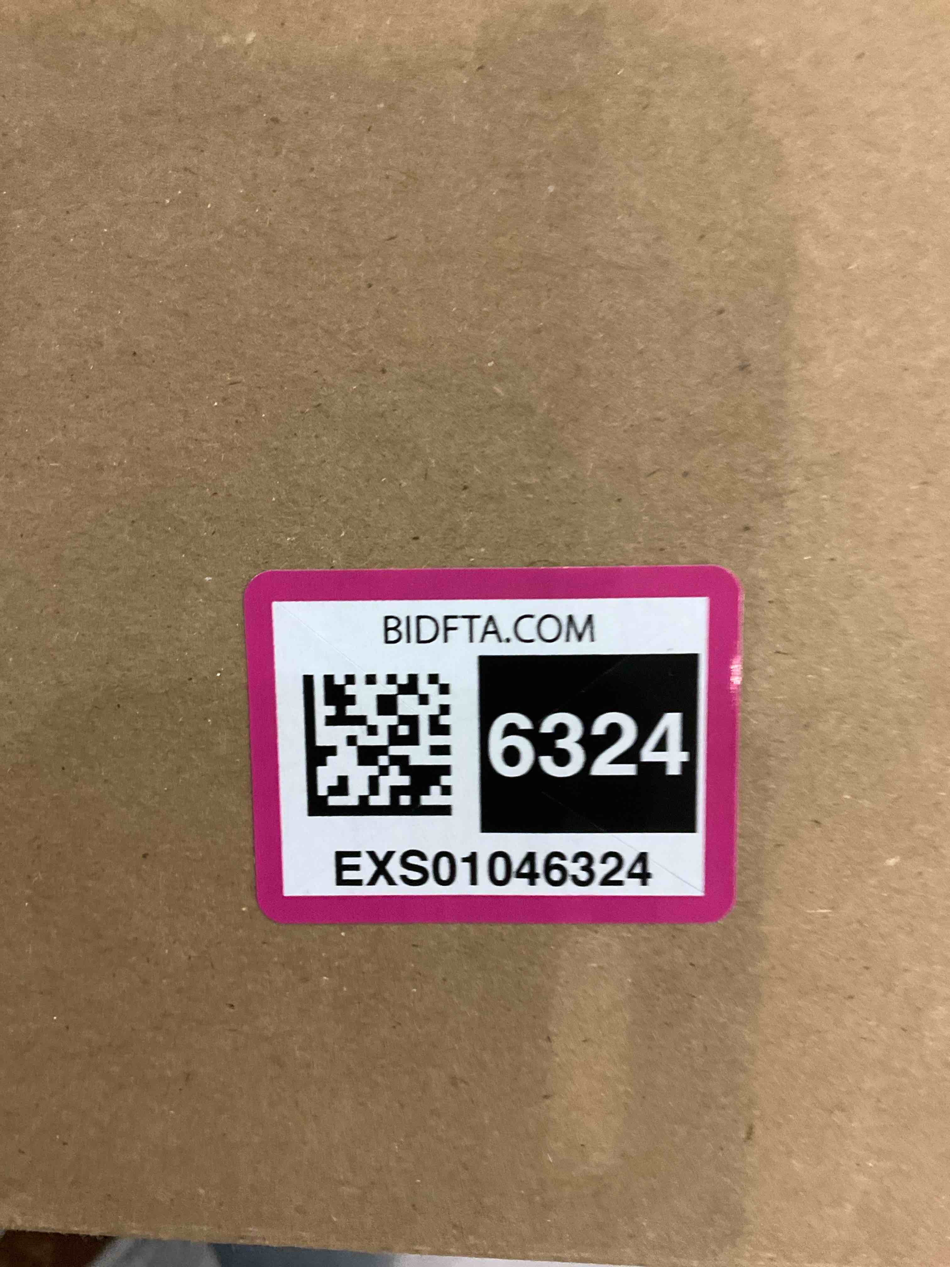https://s3.amazonaws.com/lotting-images-prod/BargainHunt/EXS01046324_1707826914875.jpeg