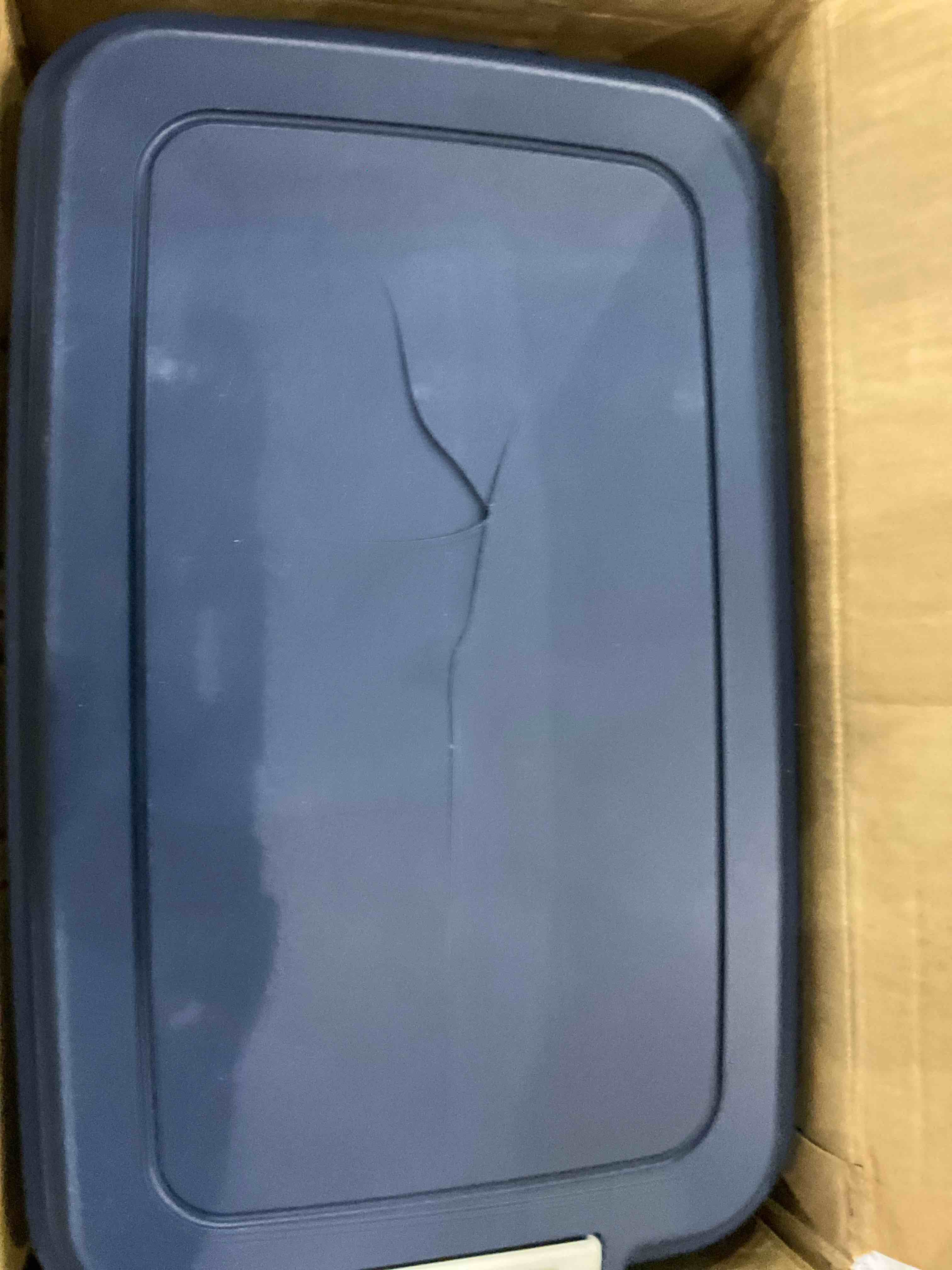 https://s3.amazonaws.com/lotting-images-prod/BargainHunt/EXS01046335_1707827809080.jpeg
