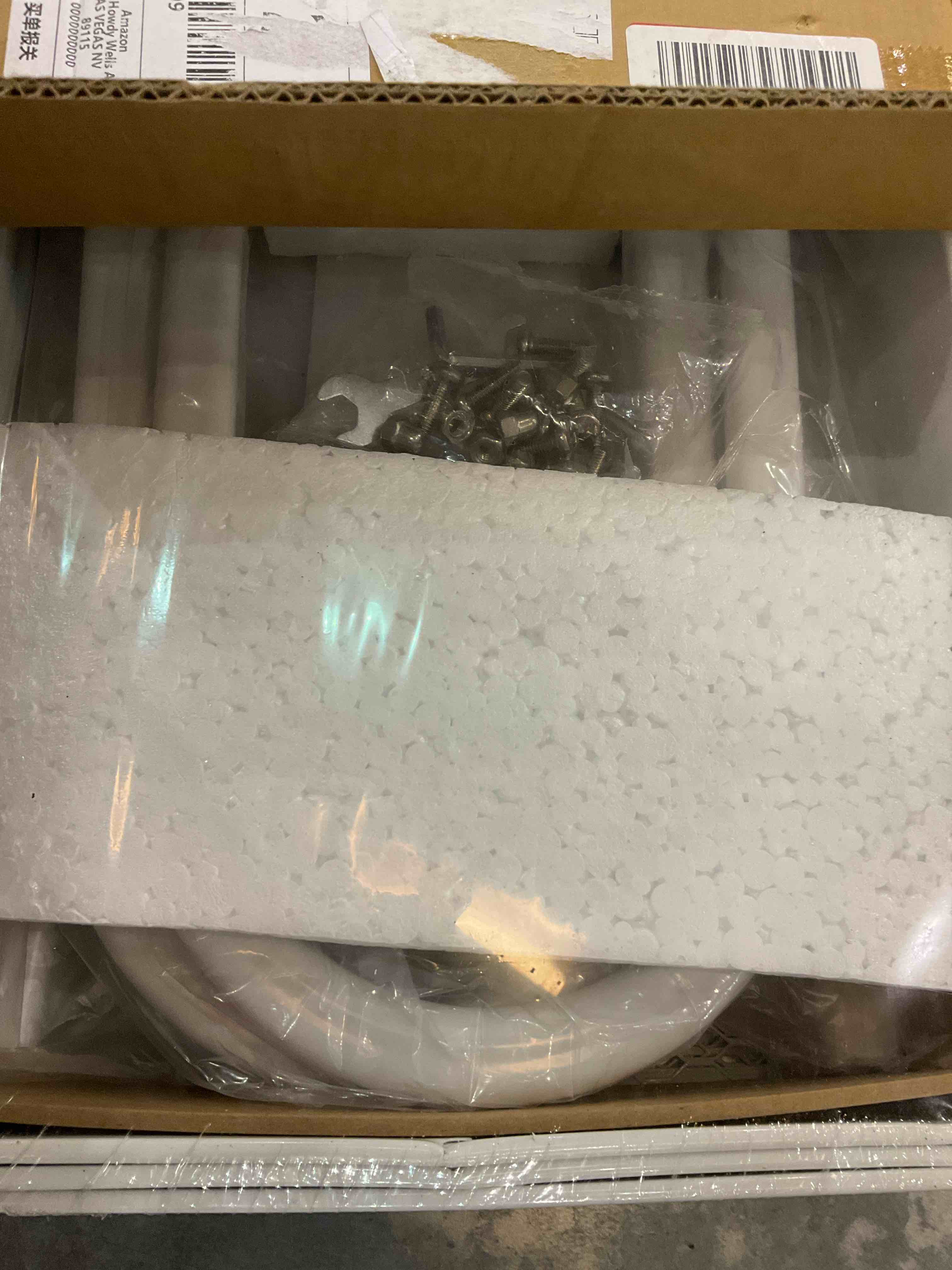 https://s3.amazonaws.com/lotting-images-prod/BargainHunt/EXS01046581_1707925284408.jpeg
