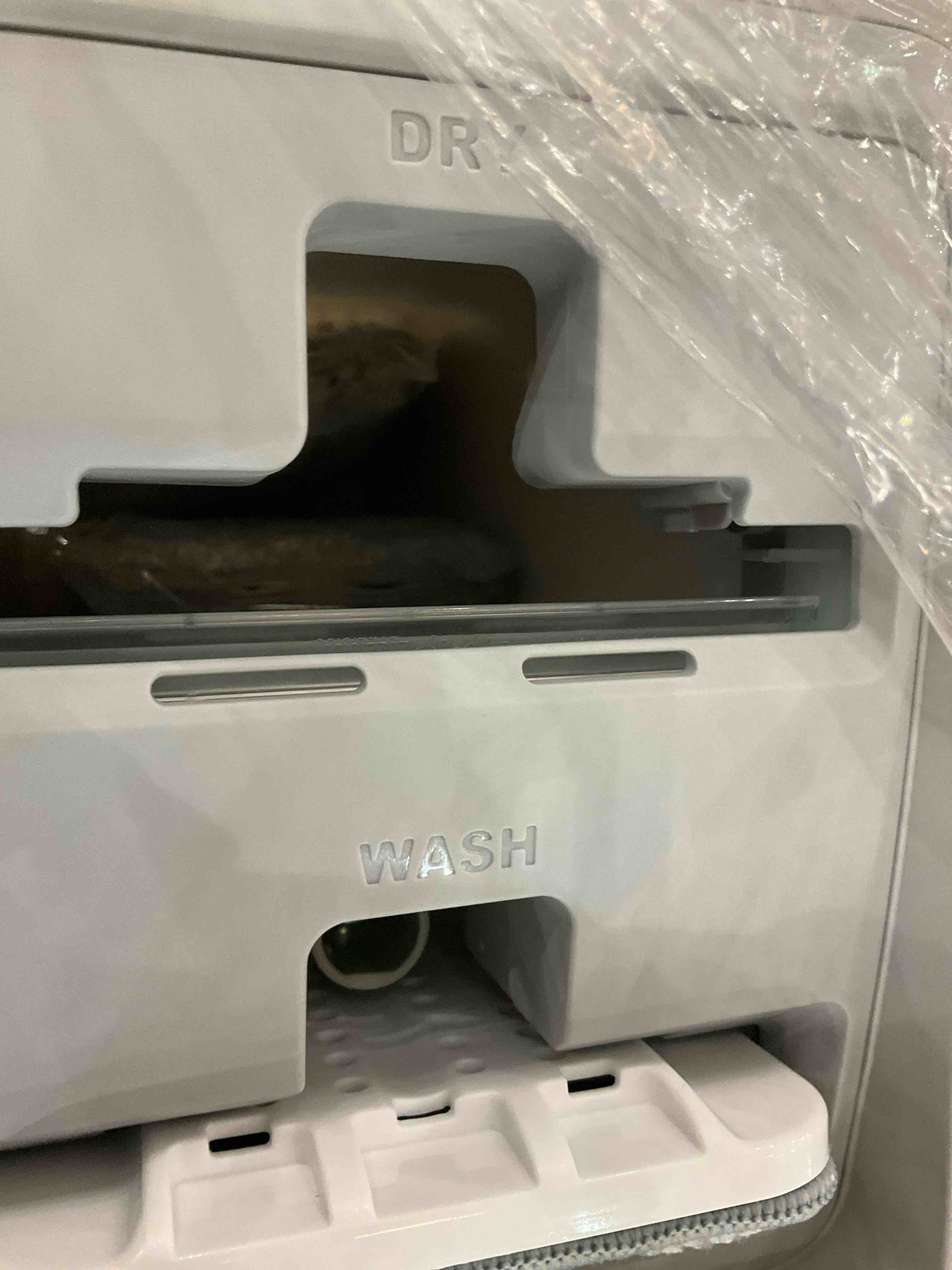 https://s3.amazonaws.com/lotting-images-prod/BargainHunt/EXS01046582_1707925404137.jpeg