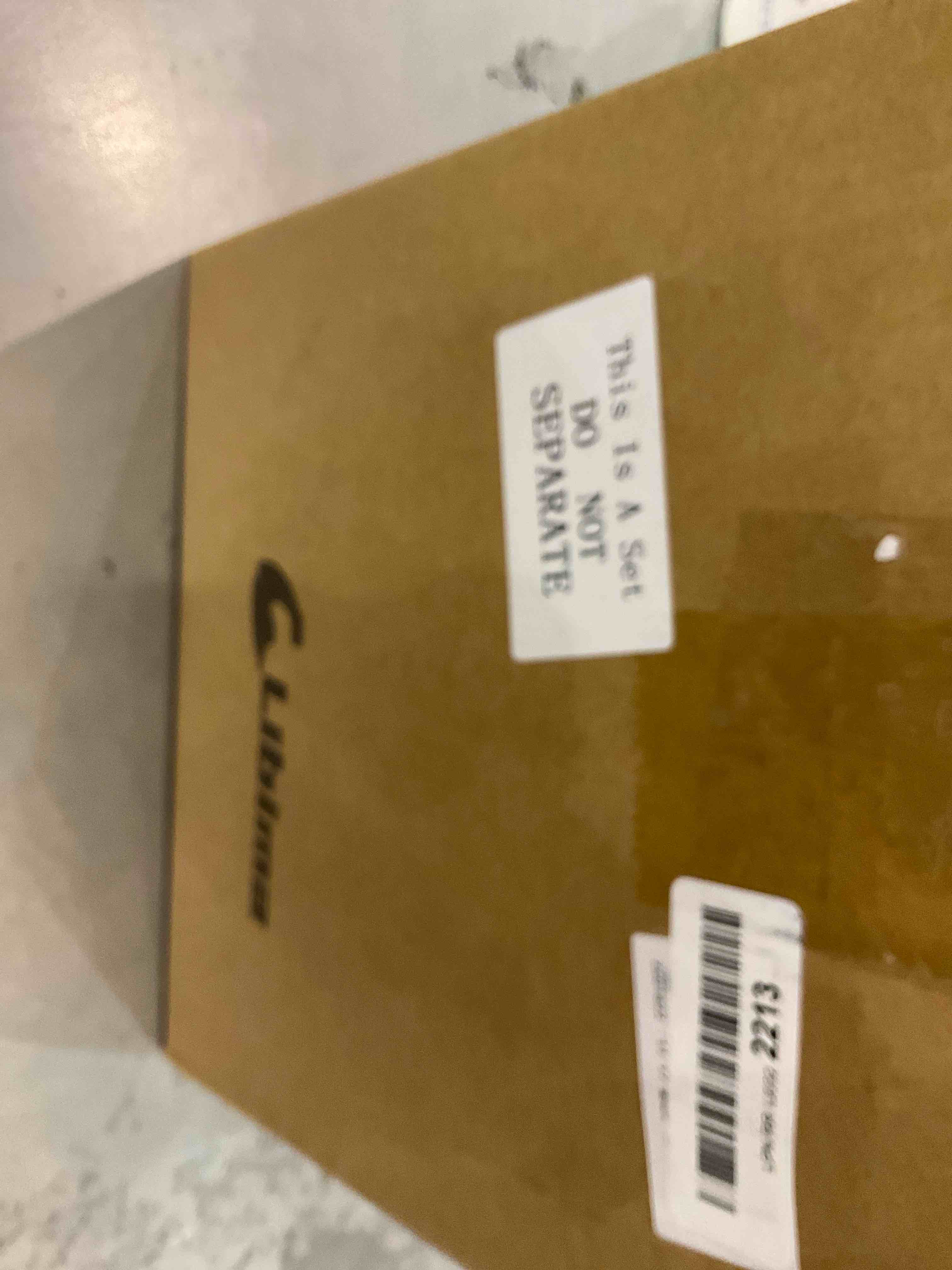 https://s3.amazonaws.com/lotting-images-prod/BargainHunt/EXS01046584_1707925706229.jpeg