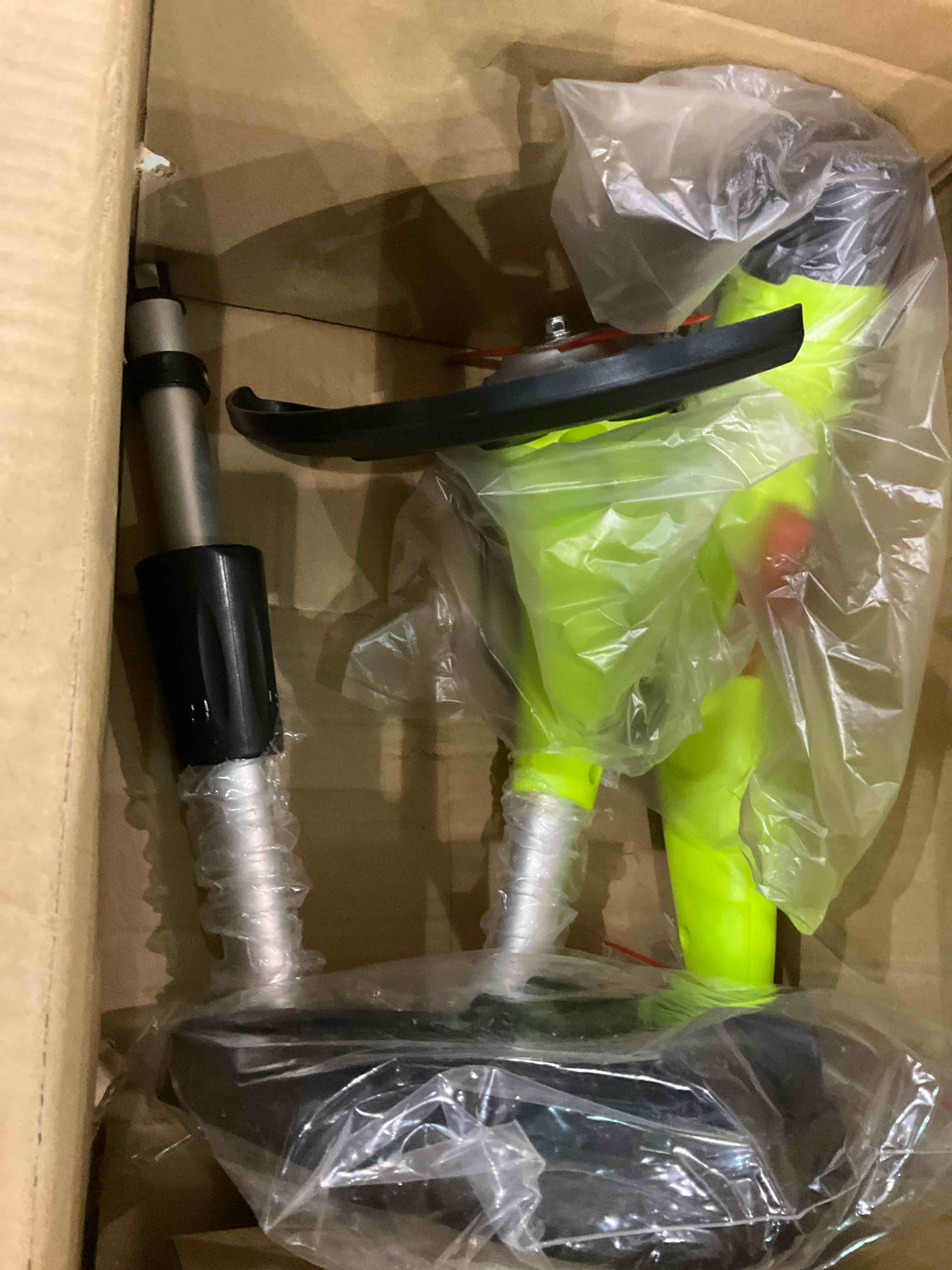 https://s3.amazonaws.com/lotting-images-prod/BargainHunt/EXS01046667_1707999625927.jpeg