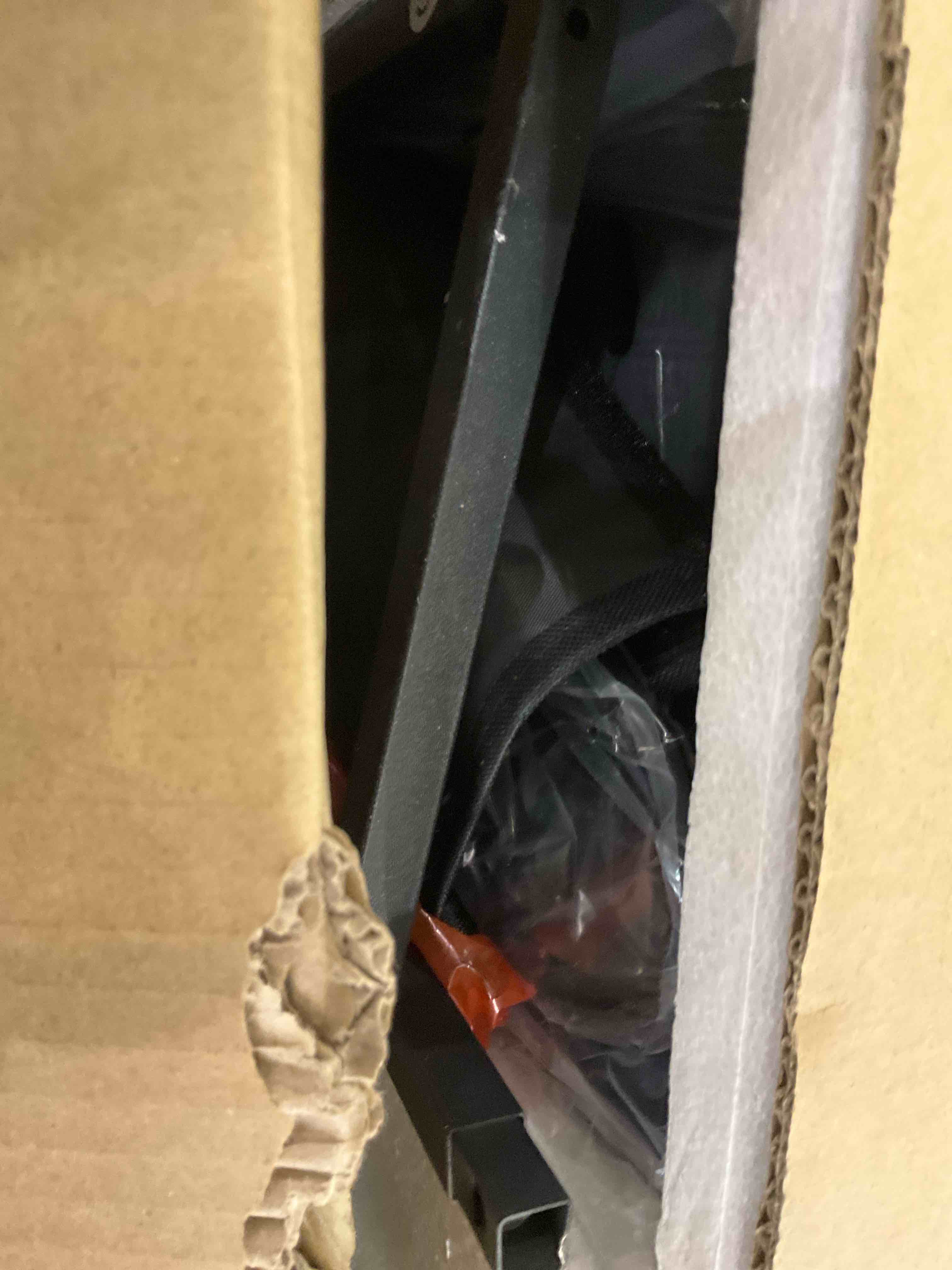 https://s3.amazonaws.com/lotting-images-prod/BargainHunt/EXS01046766_1708028234499.jpeg