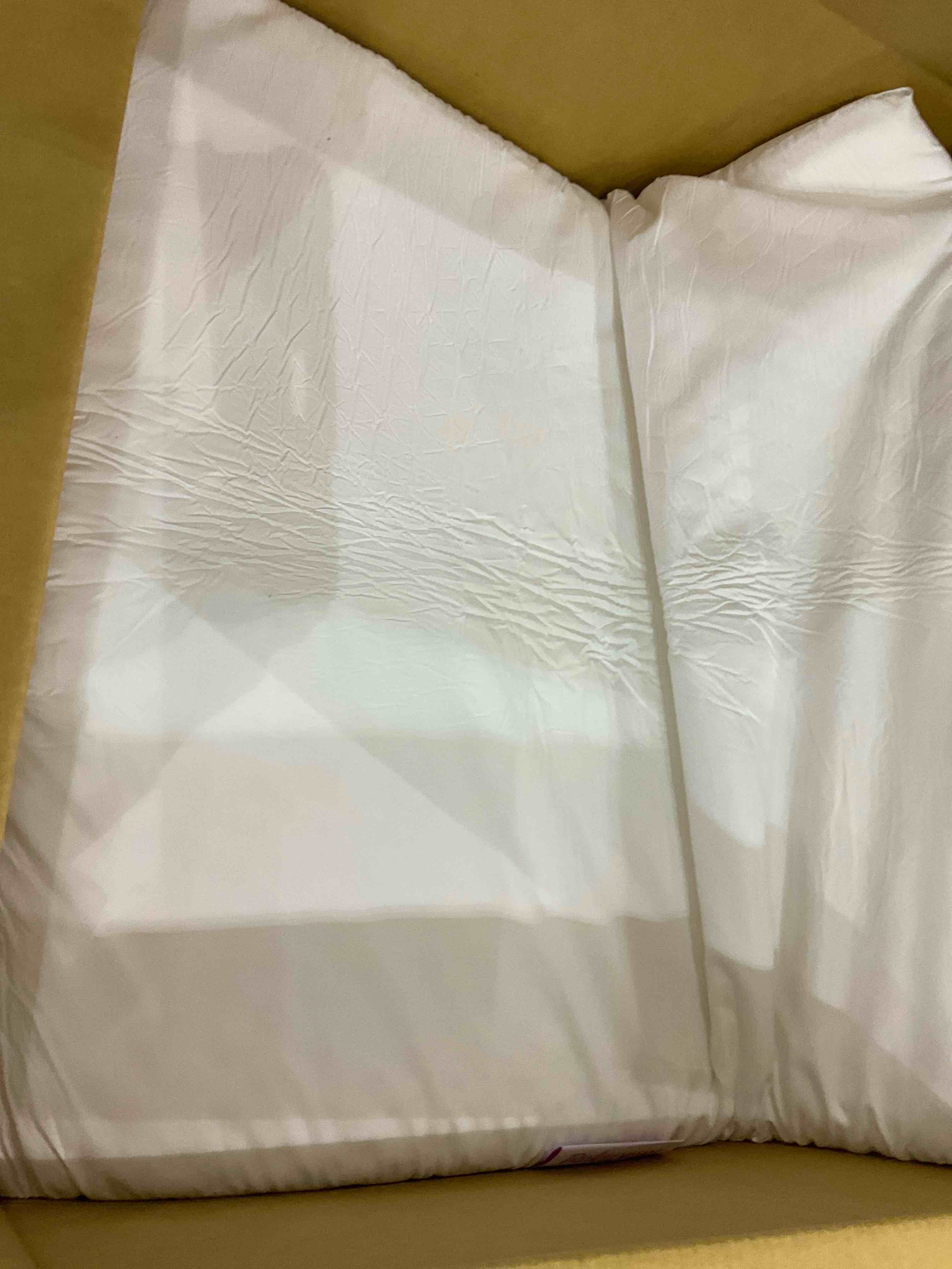 https://s3.amazonaws.com/lotting-images-prod/BargainHunt/EXS01046820_1708094811789.jpeg