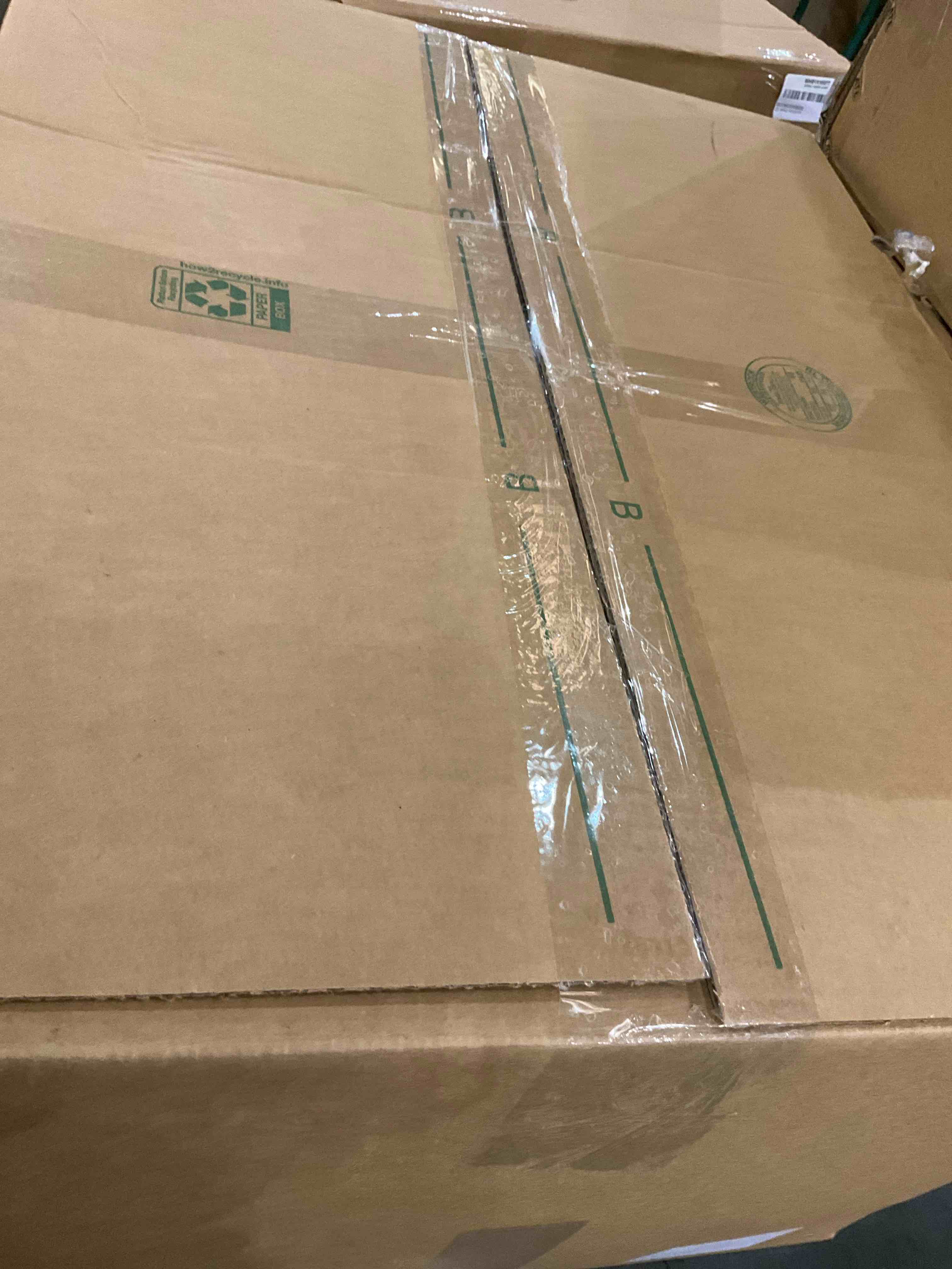https://s3.amazonaws.com/lotting-images-prod/BargainHunt/EXS01046820_1708094847719.jpeg