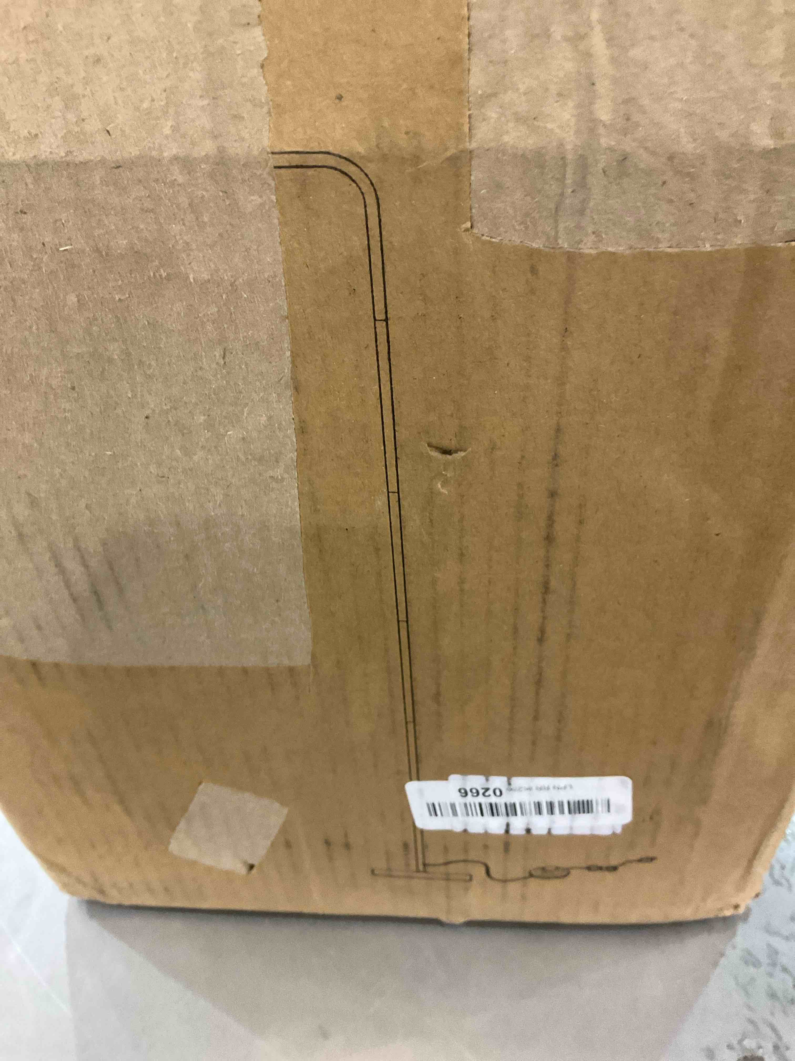 https://s3.amazonaws.com/lotting-images-prod/BargainHunt/EXS01046845_1708098332363.jpeg
