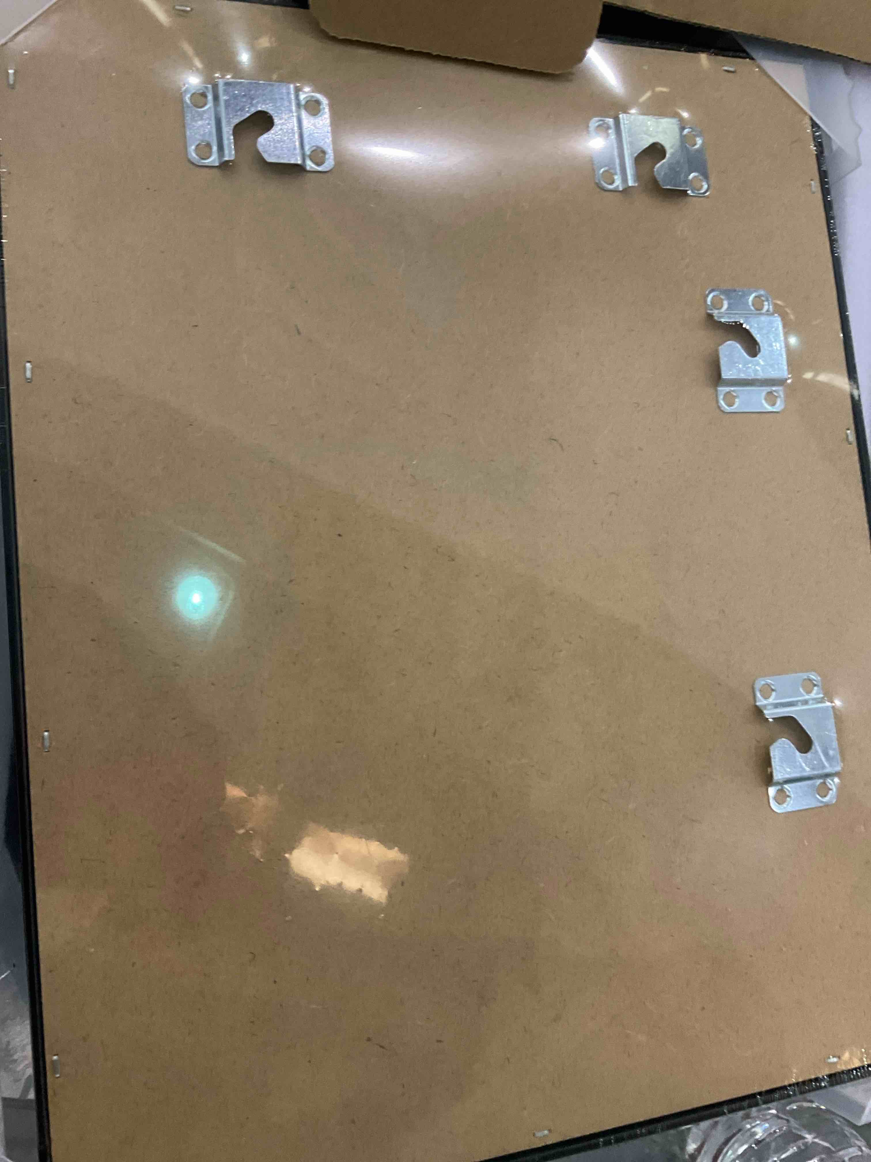 https://s3.amazonaws.com/lotting-images-prod/BargainHunt/EXS01046848_1708098709152.jpeg