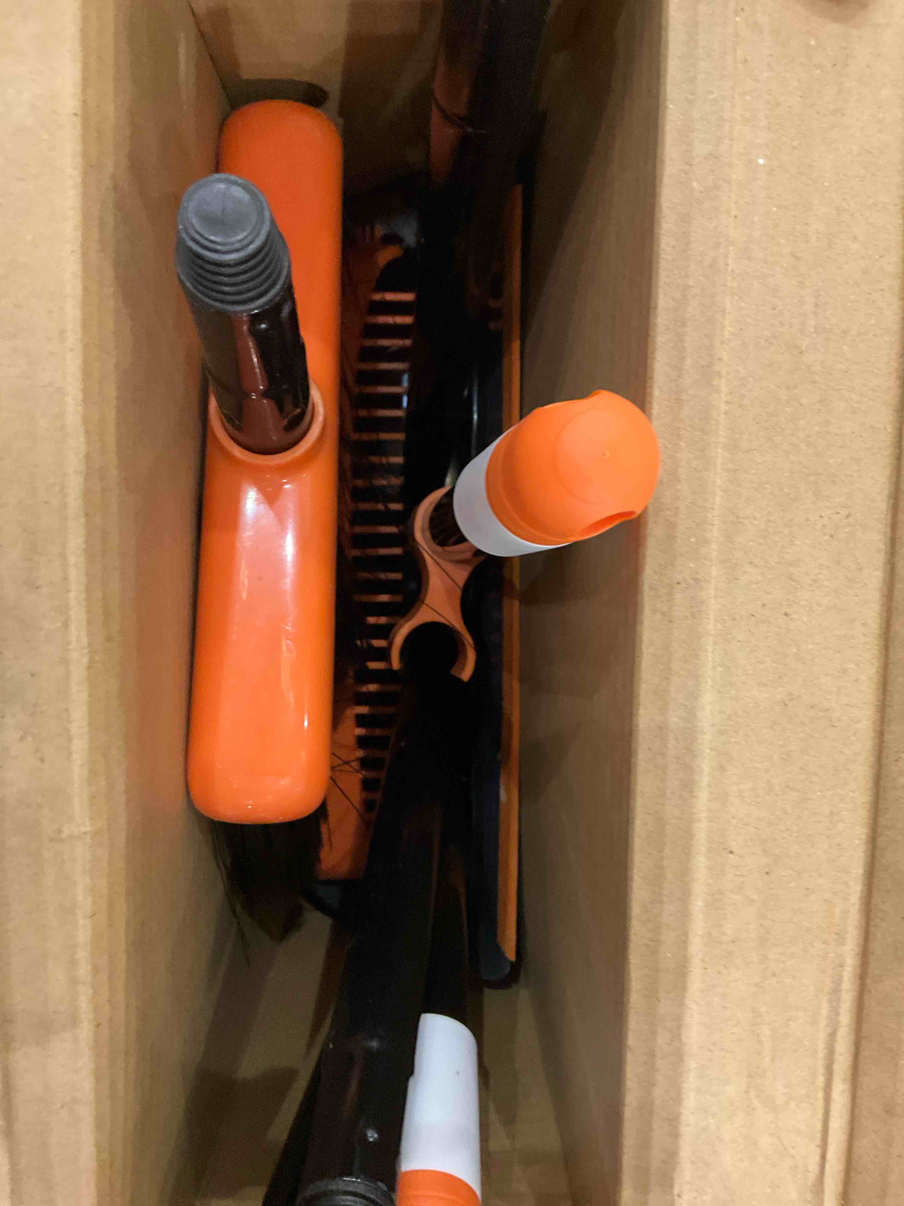 https://s3.amazonaws.com/lotting-images-prod/BargainHunt/EXS01046851_1708099257813.jpeg