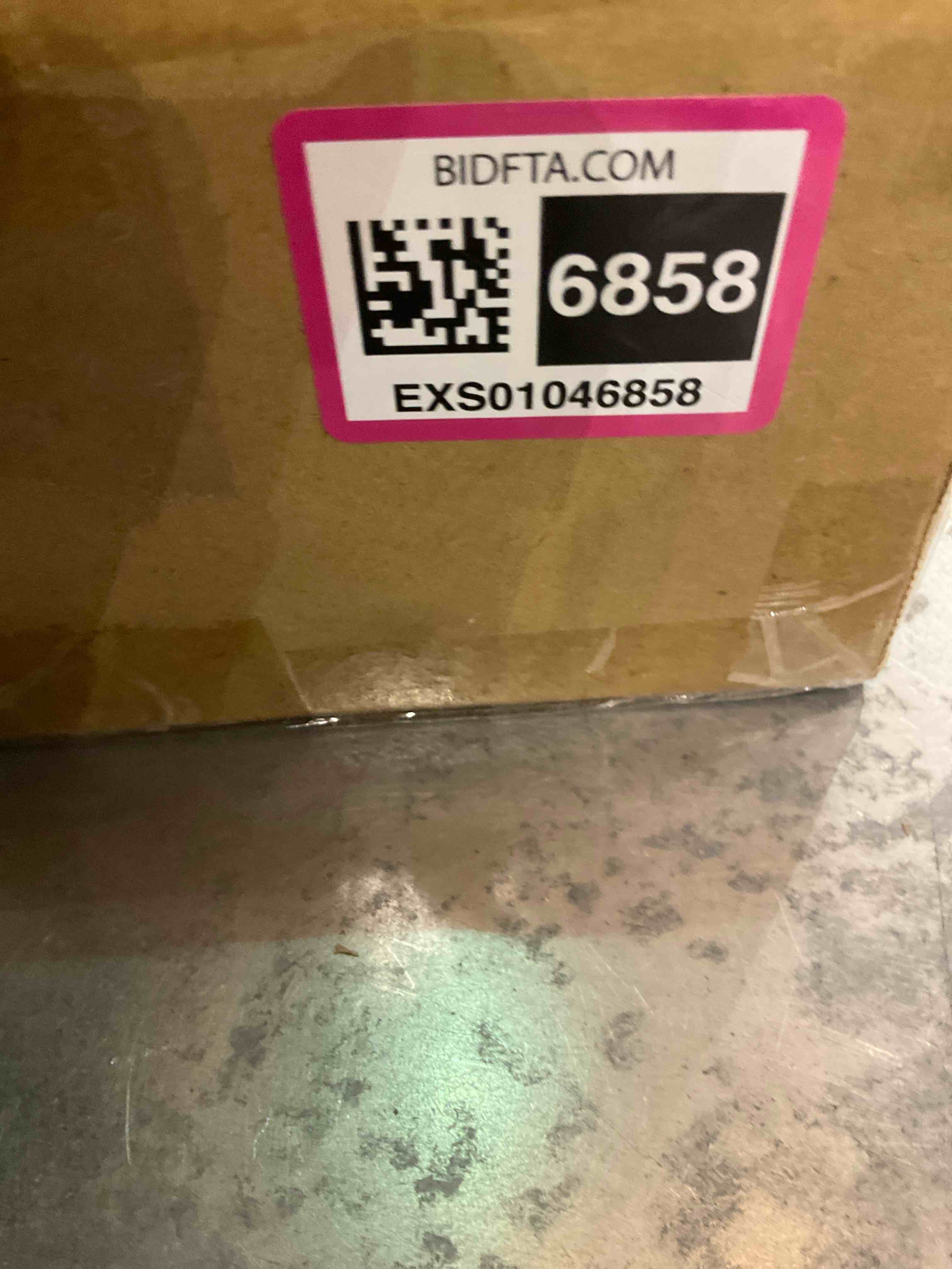 https://s3.amazonaws.com/lotting-images-prod/BargainHunt/EXS01046858_1708100559513.jpeg