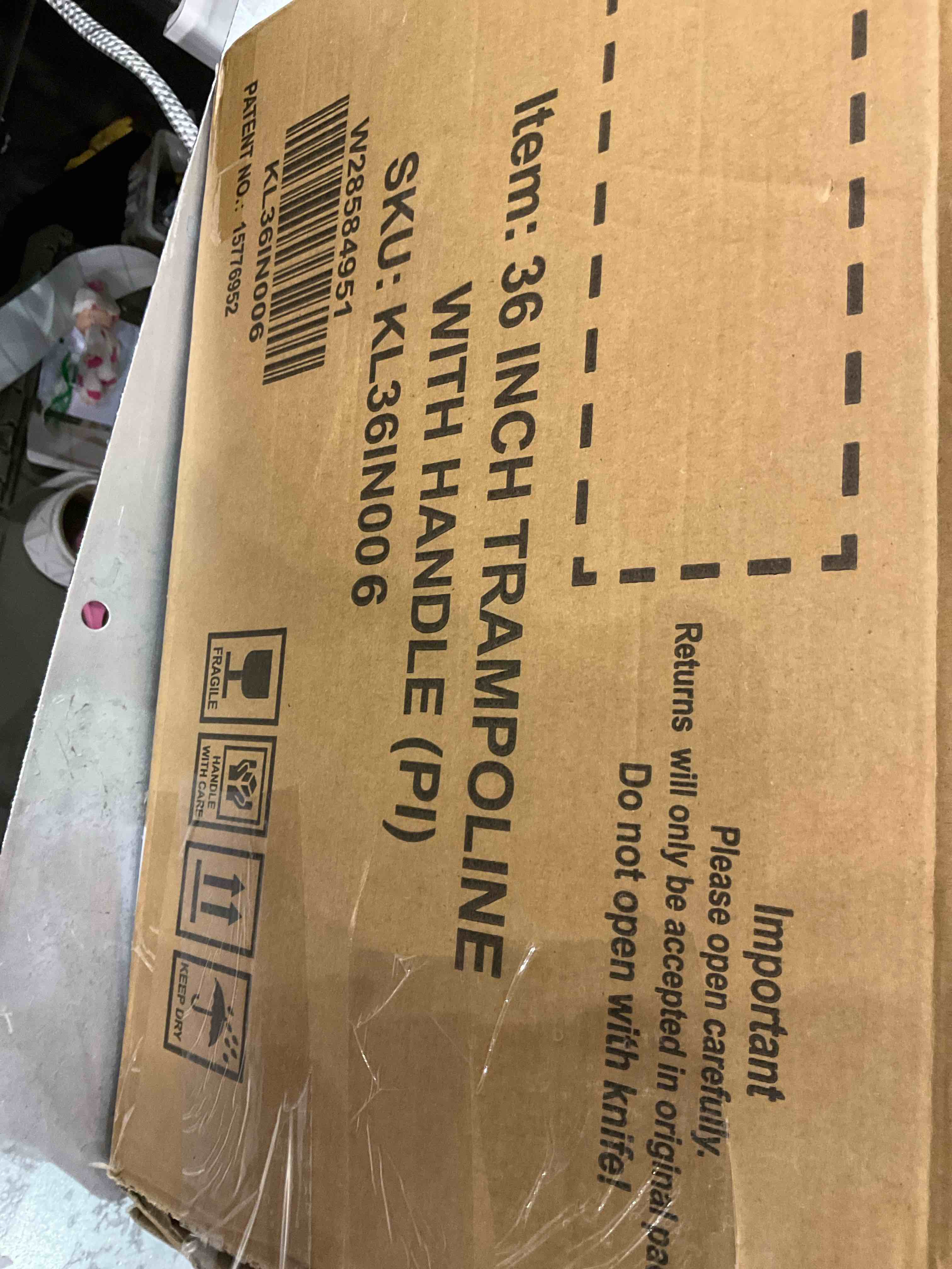 https://s3.amazonaws.com/lotting-images-prod/BargainHunt/EXS01046924_1708345013105.jpeg