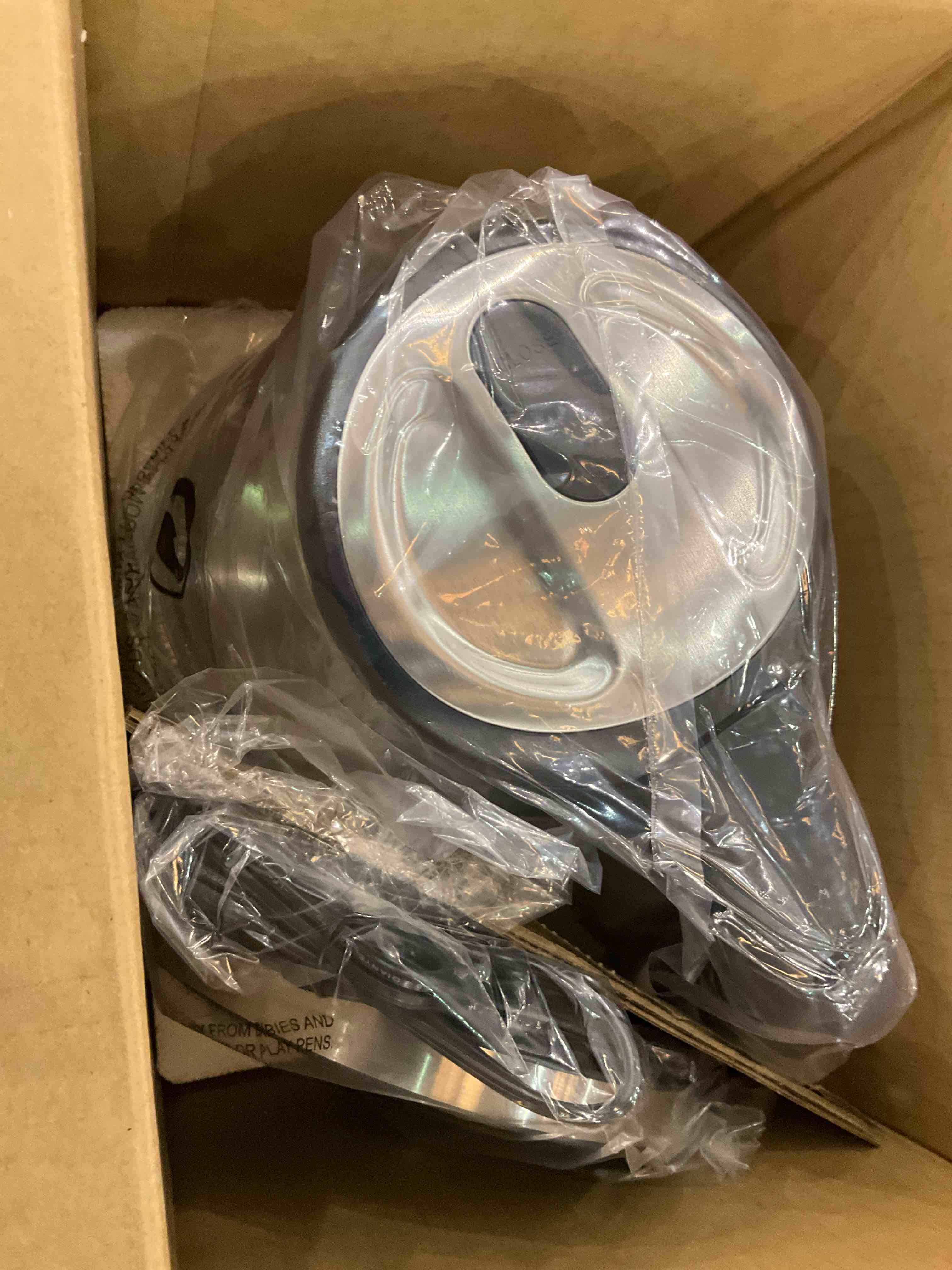 https://s3.amazonaws.com/lotting-images-prod/BargainHunt/EXS01046981_1708358779031.jpeg