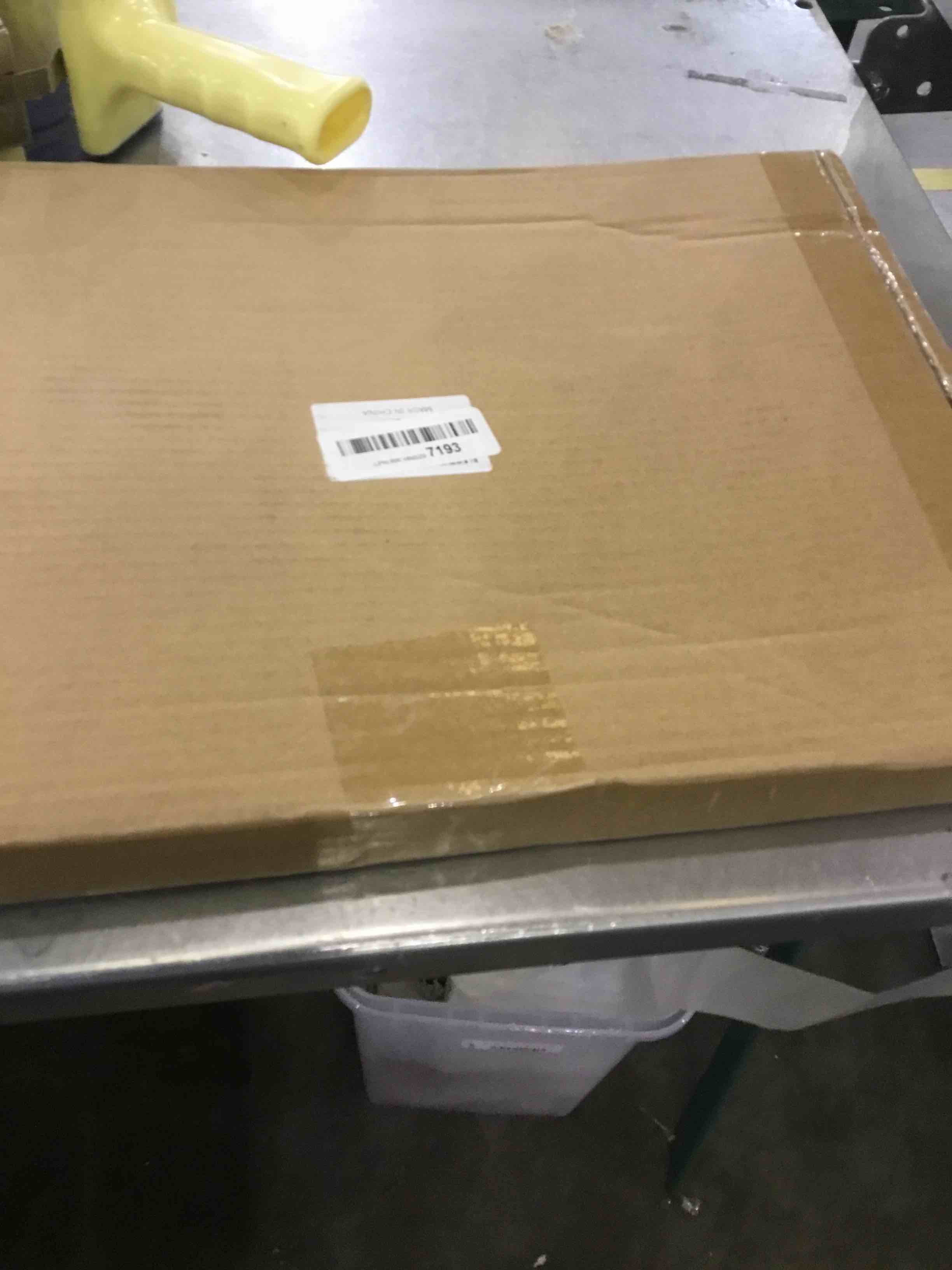 https://s3.amazonaws.com/lotting-images-prod/BargainHunt/EXS01047139_1707409680167.jpeg