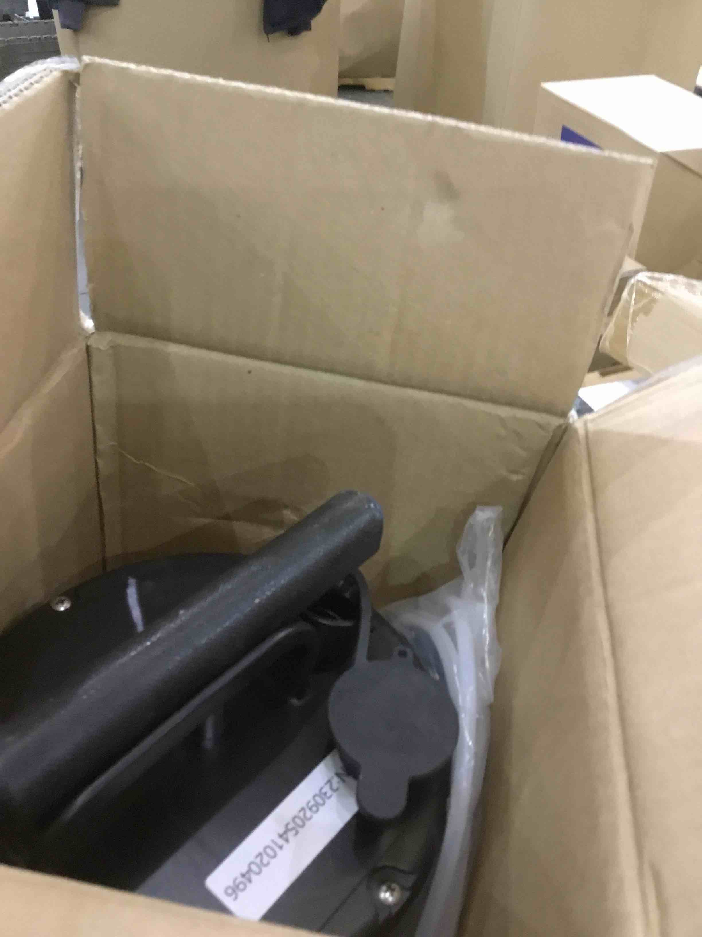 https://s3.amazonaws.com/lotting-images-prod/BargainHunt/EXS01047193_1707421670034.jpeg